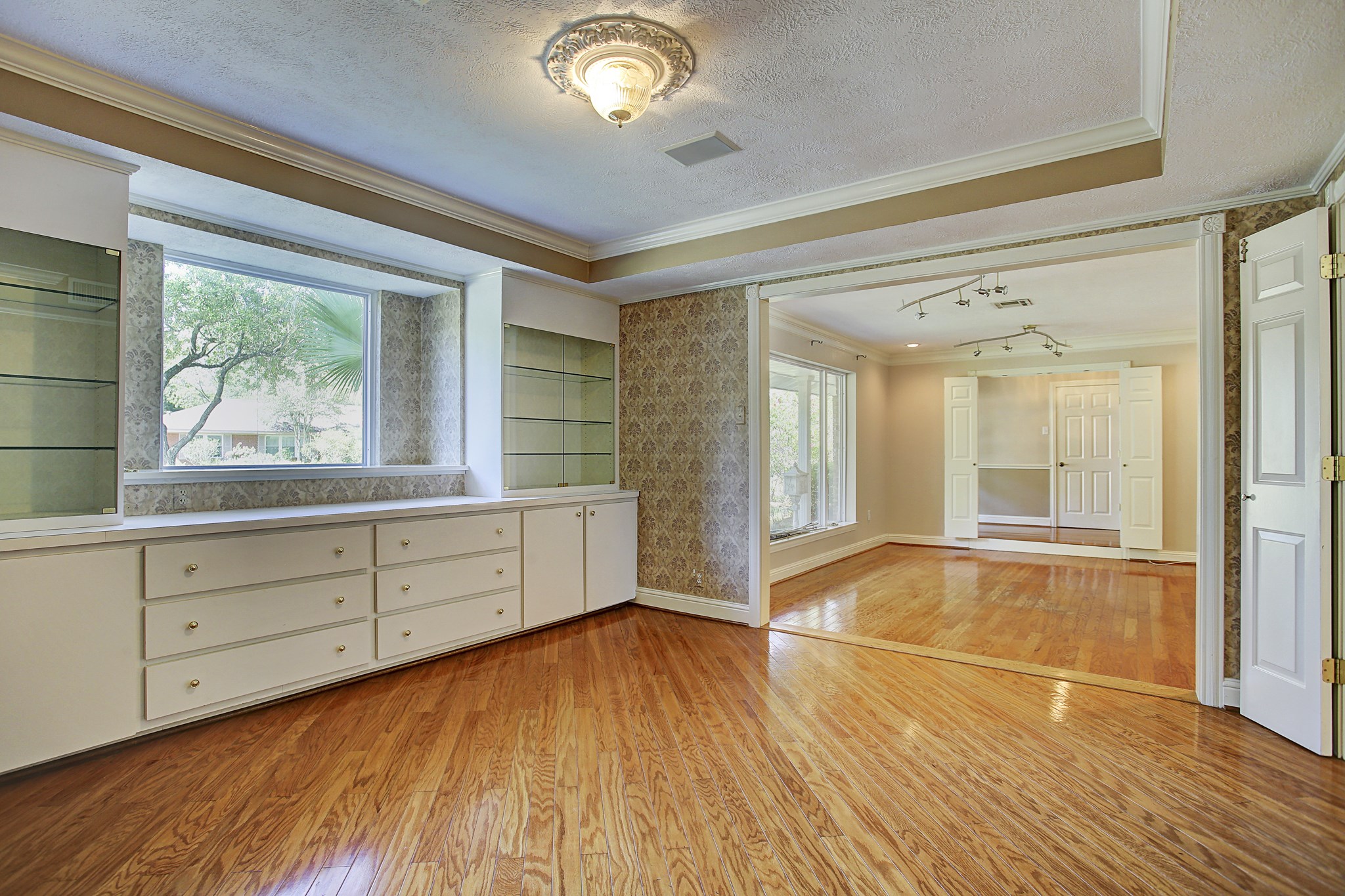 Dinner parties deserve a proper setting. The dining room connects to the front living area, with built-in storage ready for the good dishes. Dinner parties deserve a proper setting. The dining room connects to the front living area, with built-in storage ready for the good dishes.