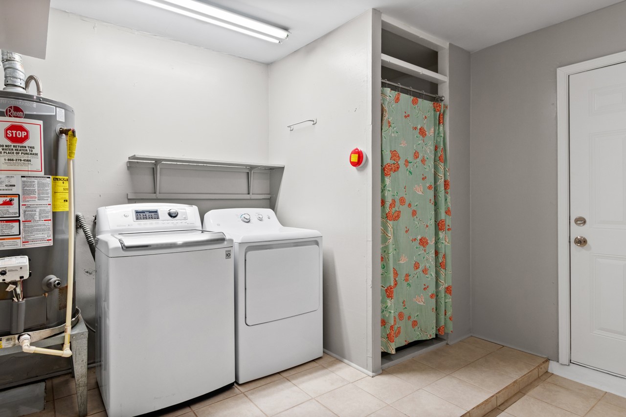 Washer and dryer are already here, to make it easy for you to move right in.
