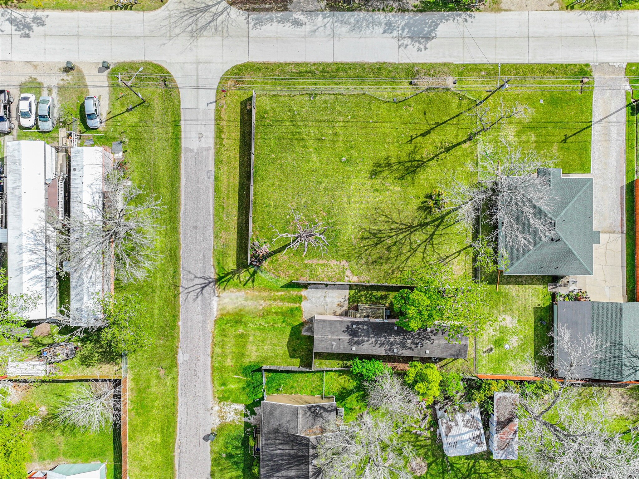 4702 10th Street, Bacliff, TX 77518
