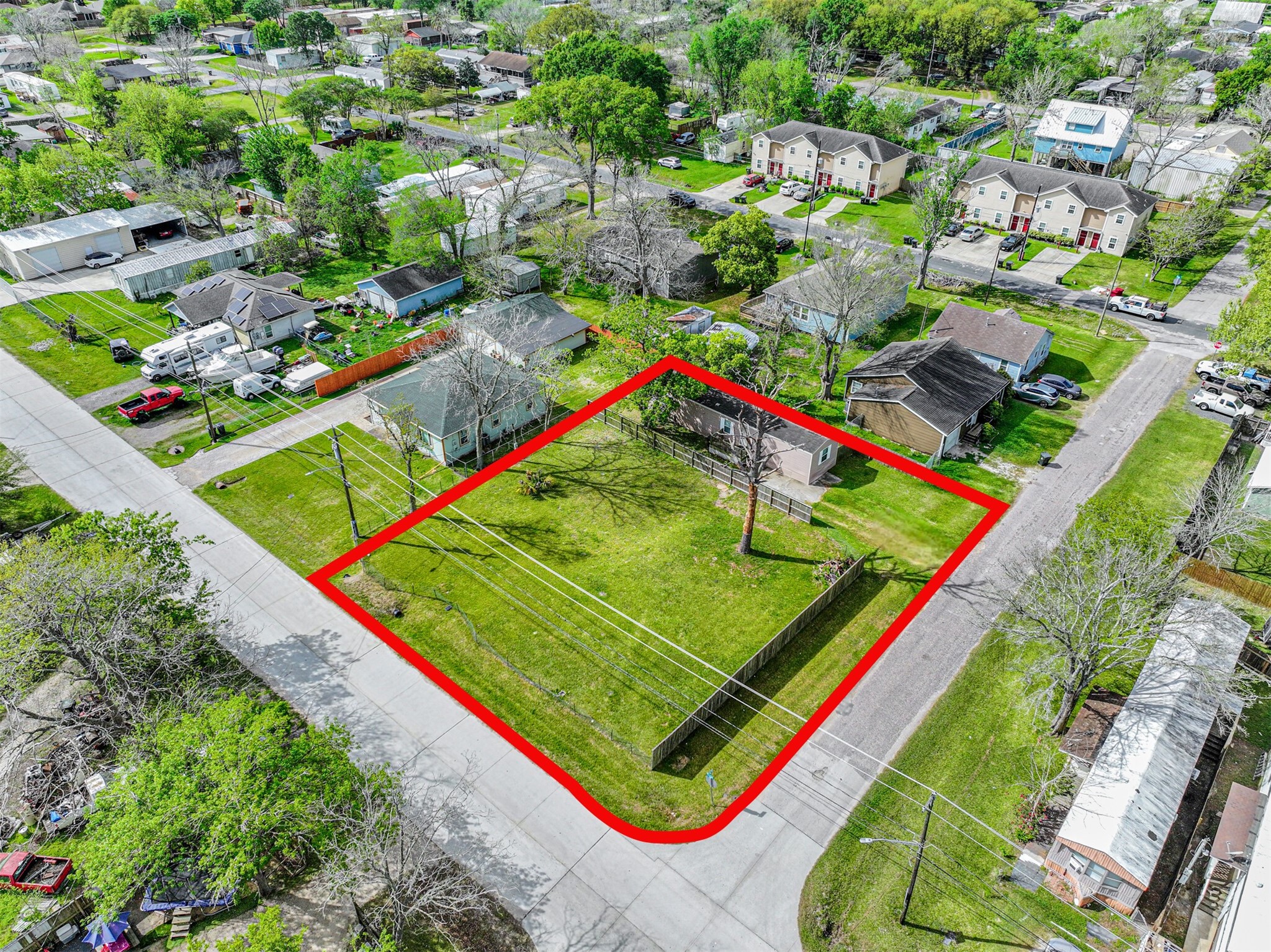 4702 10th Street, Bacliff, TX 77518 4702 10th Street, Bacliff, TX 77518