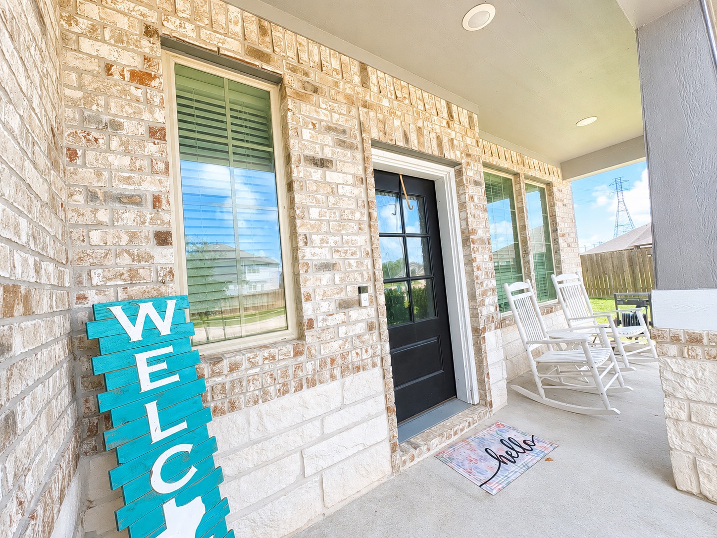 377 Selah Court, Alvin, TX 77511