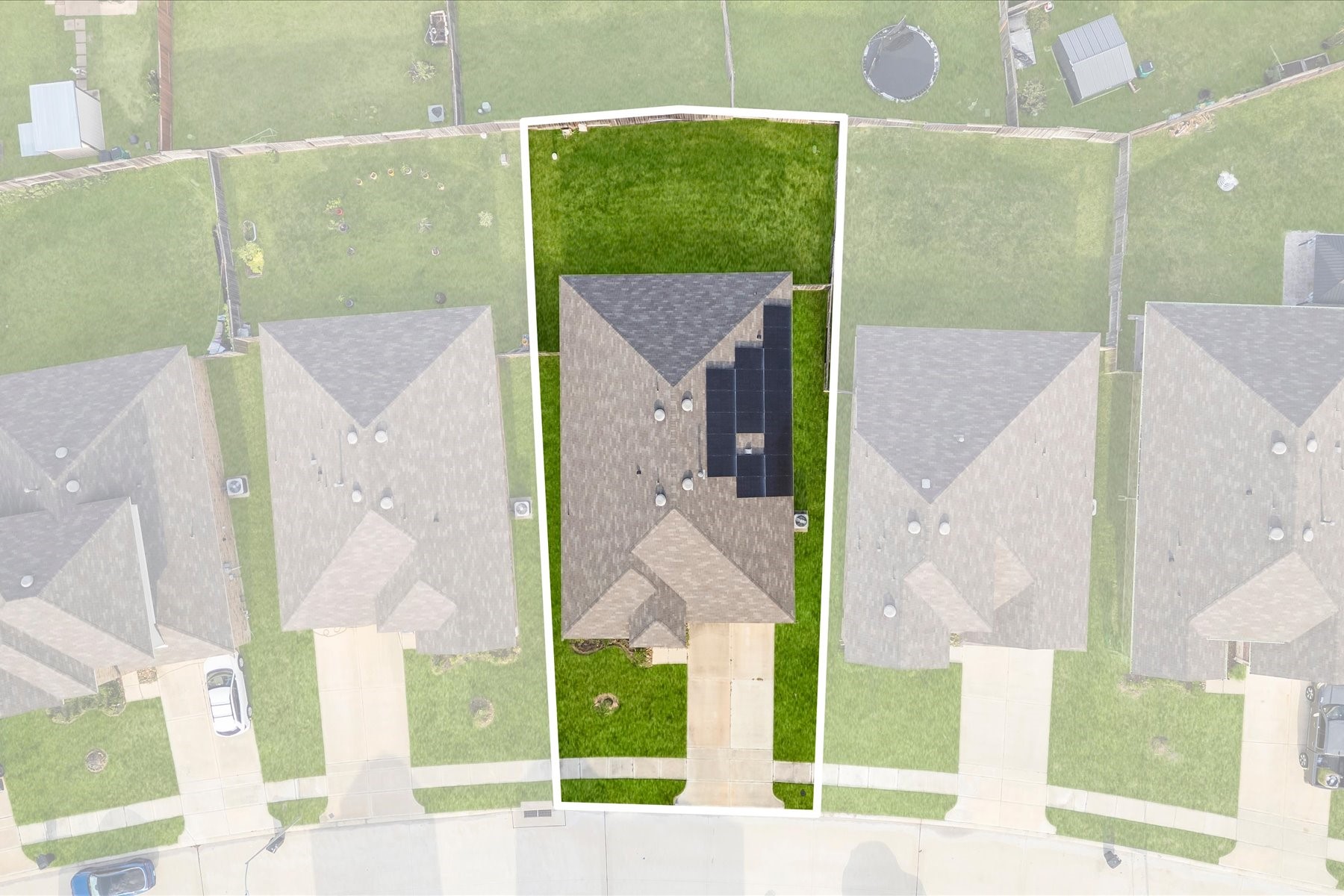 Bird's-eye view of the home's generous lot.