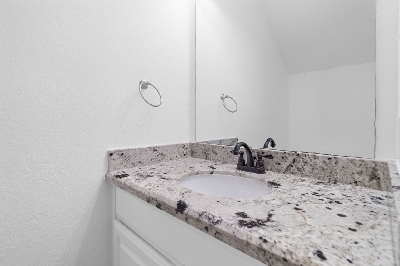 Half bath in the first floor