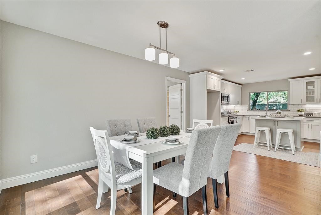 42 Kittiwake Court, Spring, TX 77380