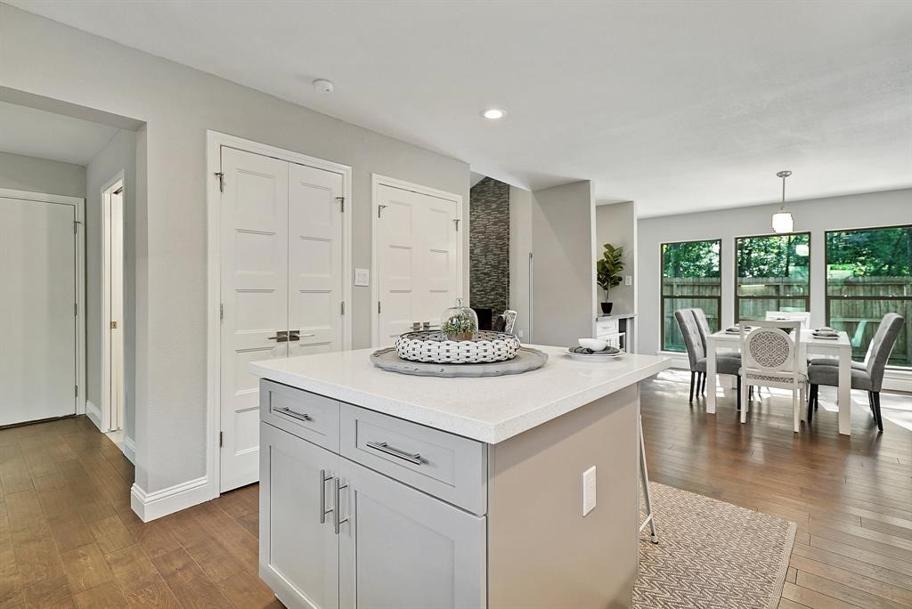 42 Kittiwake Court, Spring, TX 77380