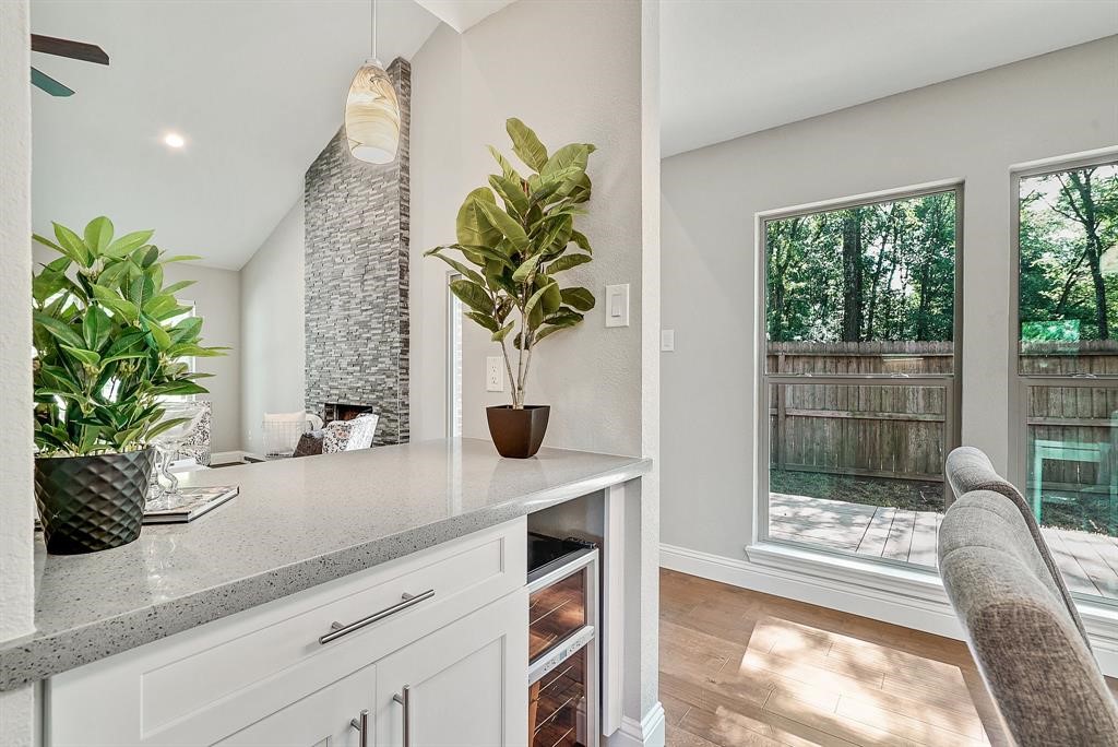 42 Kittiwake Court, Spring, TX 77380