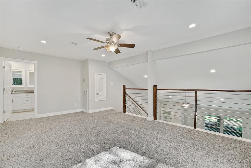 42 Kittiwake Court, Spring, TX 77380
