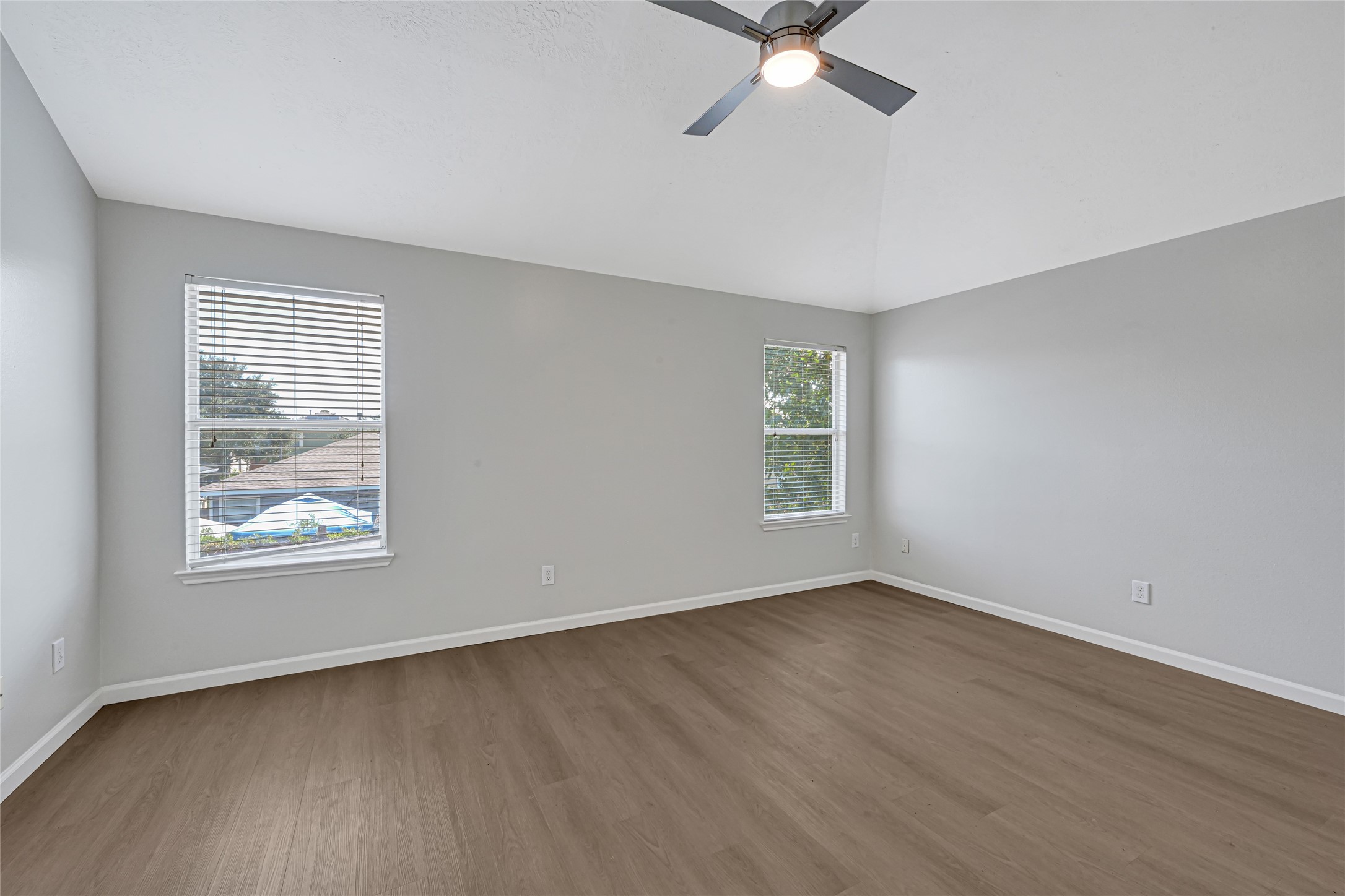 21238 Wortham Oaks Drive, Humble, TX 77338