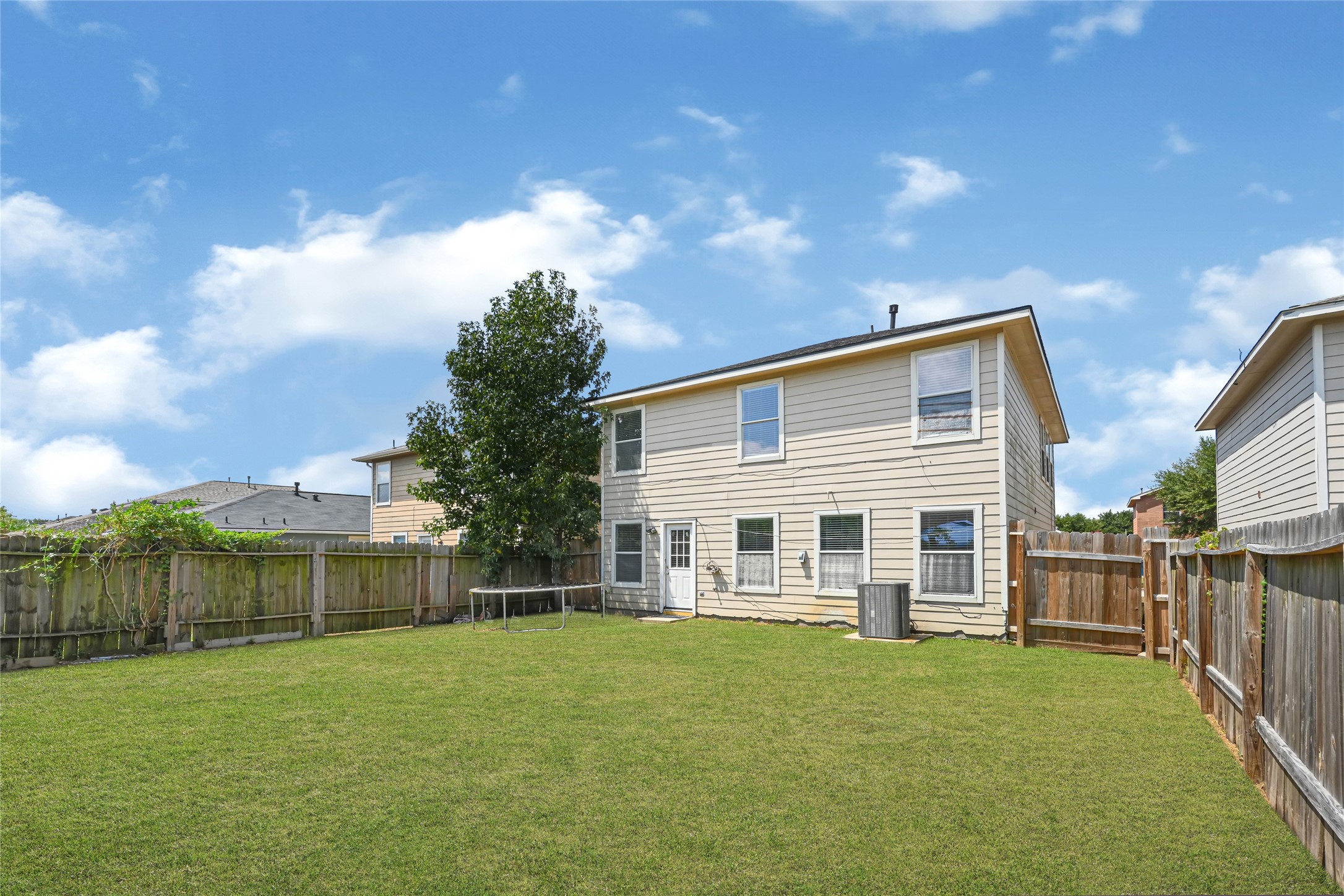 21238 Wortham Oaks Drive, Humble, TX 77338