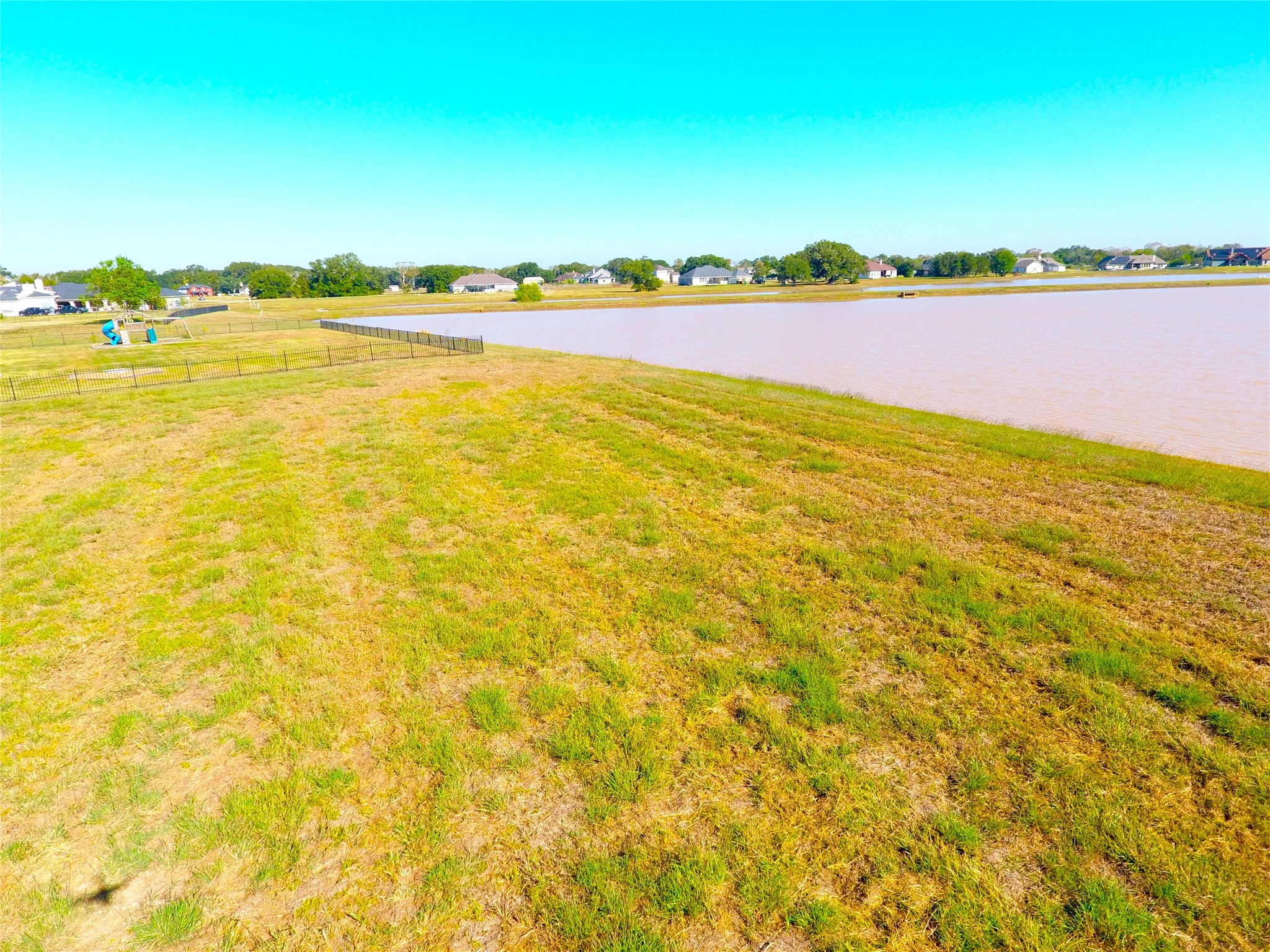 603 Lily Lane, Rosharon, TX 77583