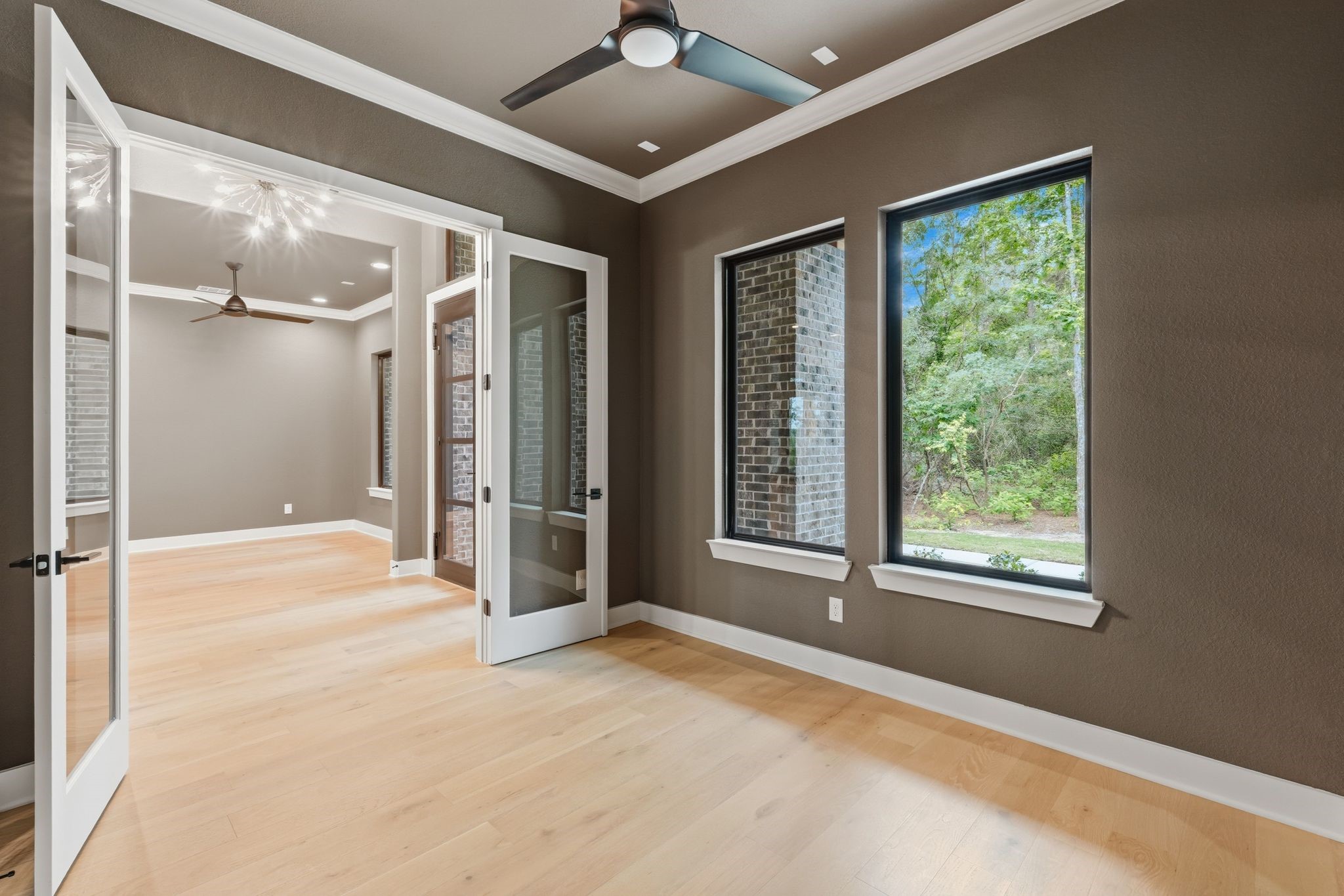 8104 High Meadow Ridge Court, Montgomery, TX 77316