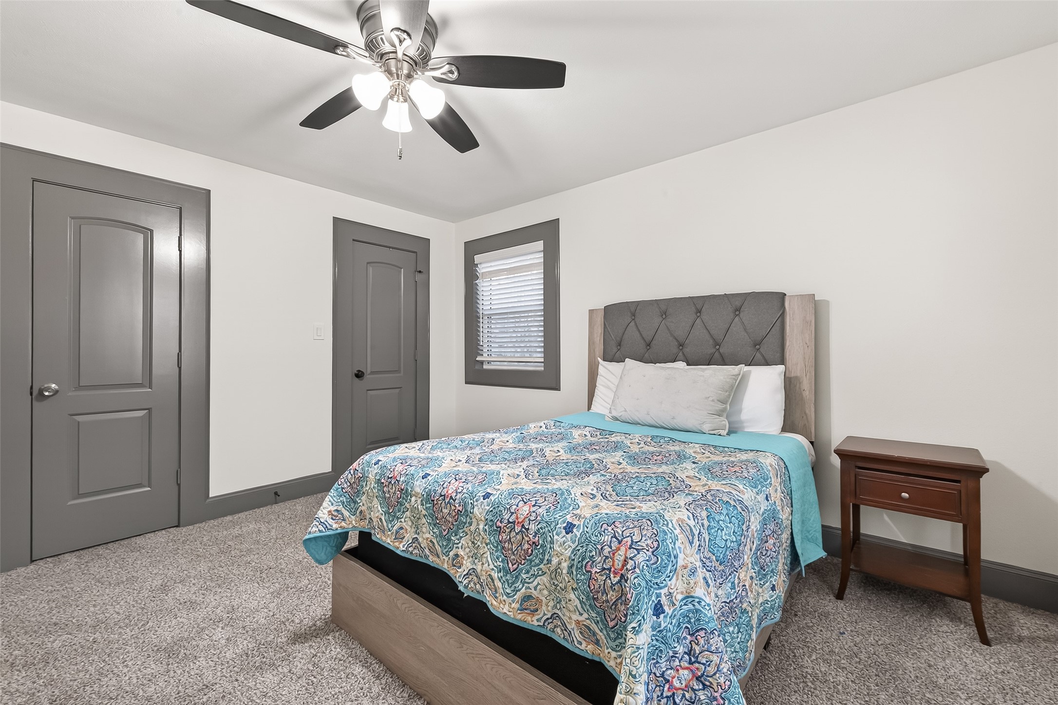 another room picture