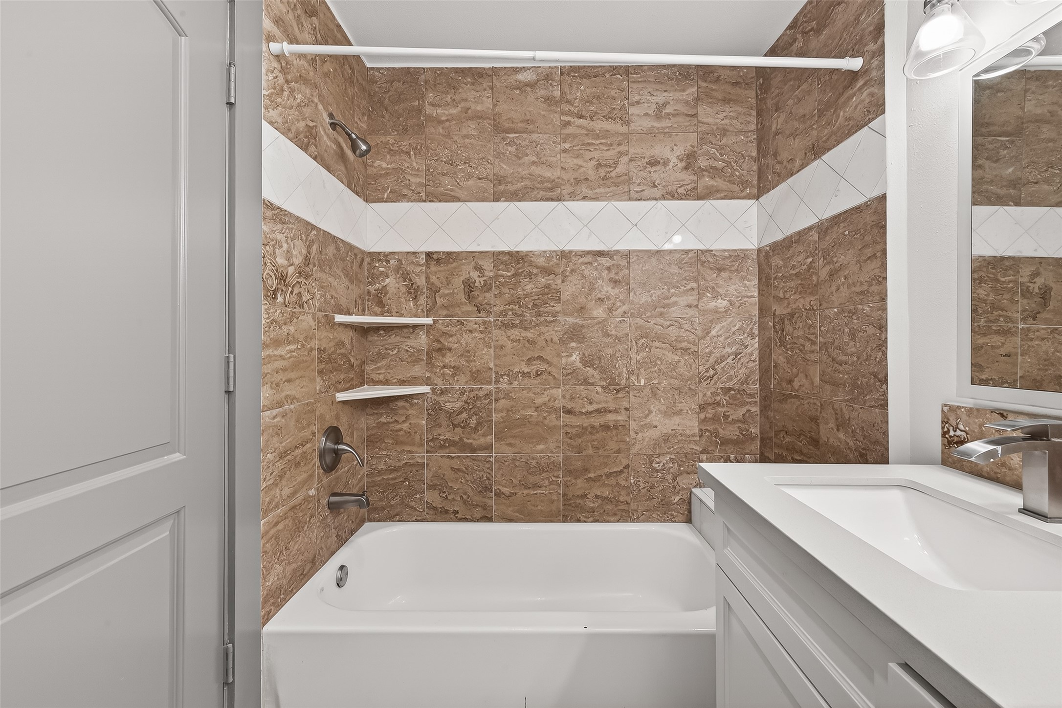 another picture of bathroom.