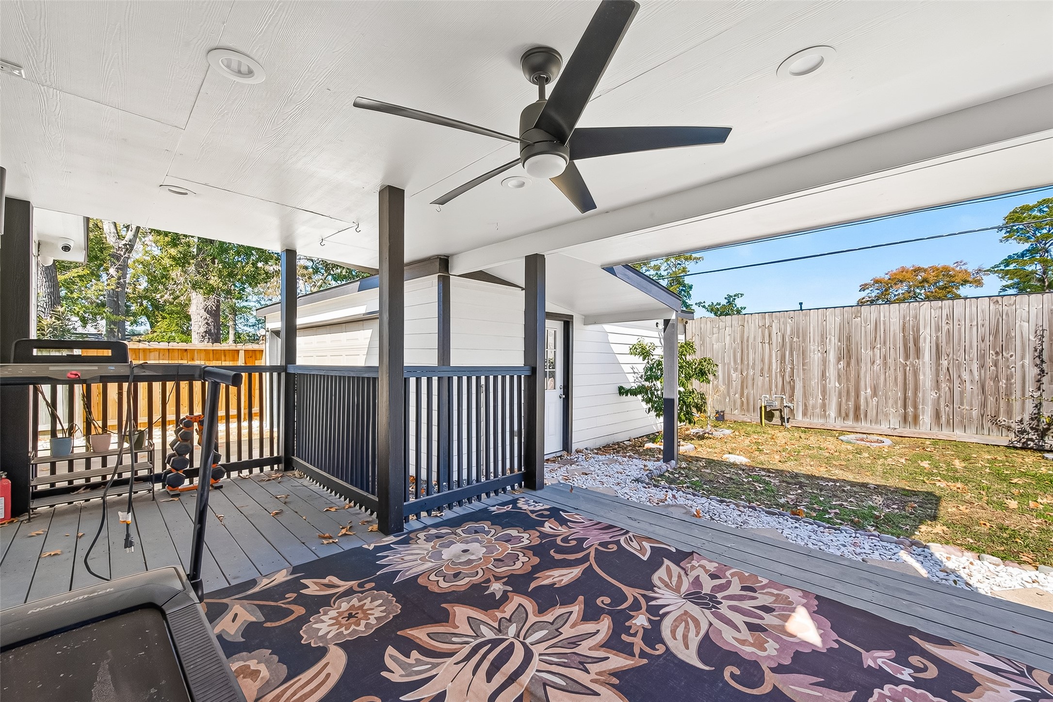 10054 Cedardale Drive, Houston, TX 77055