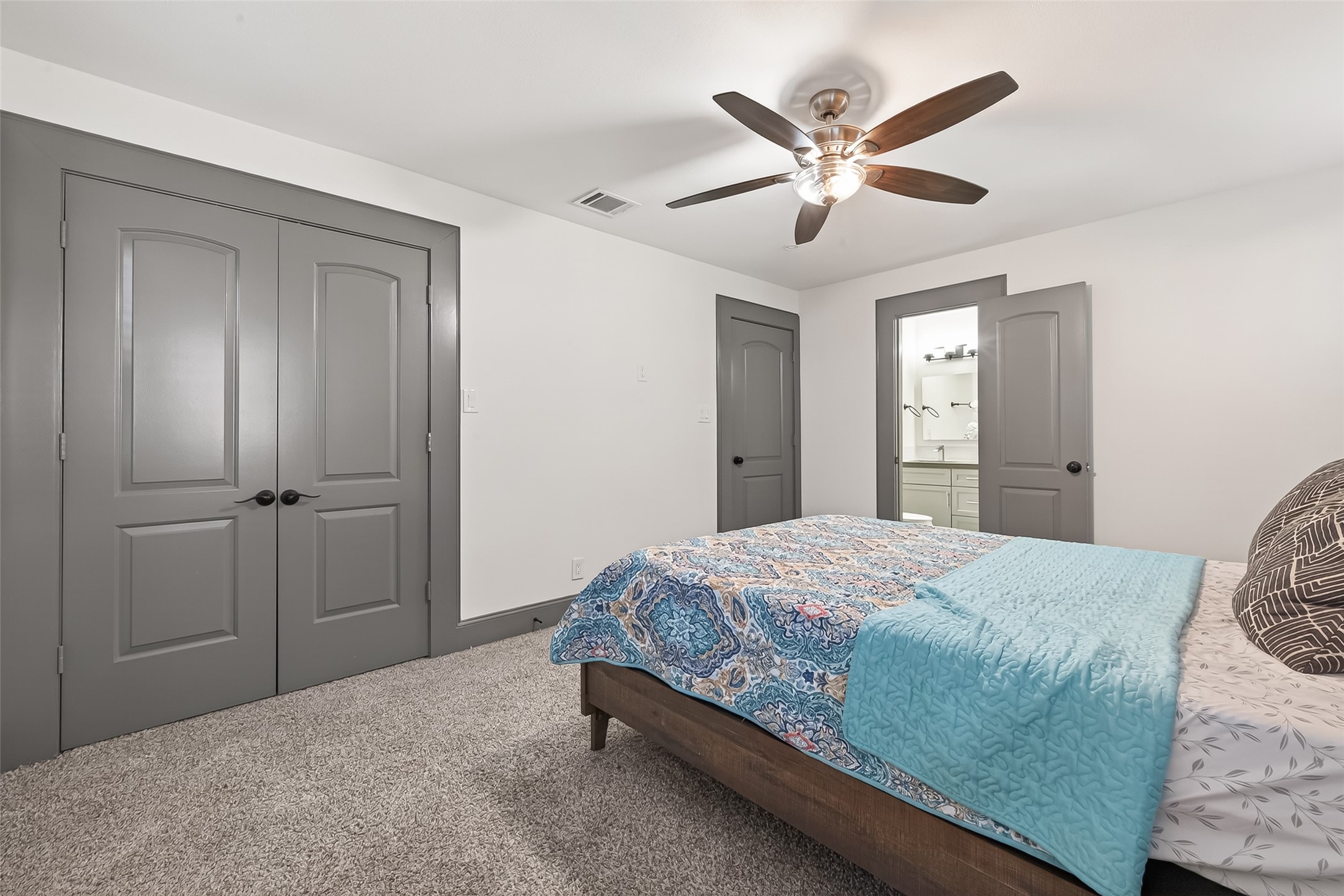another room picture