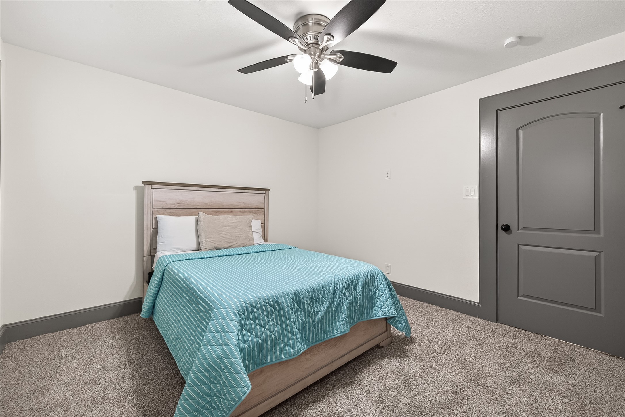 another room picture