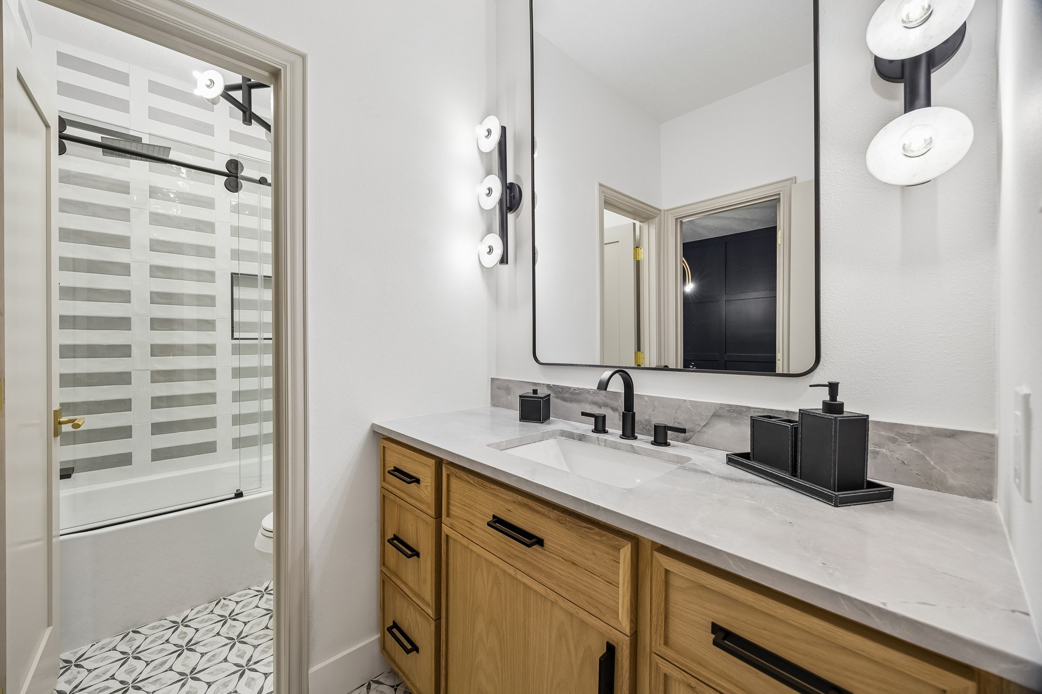 Full bathroom with matte black fixtures