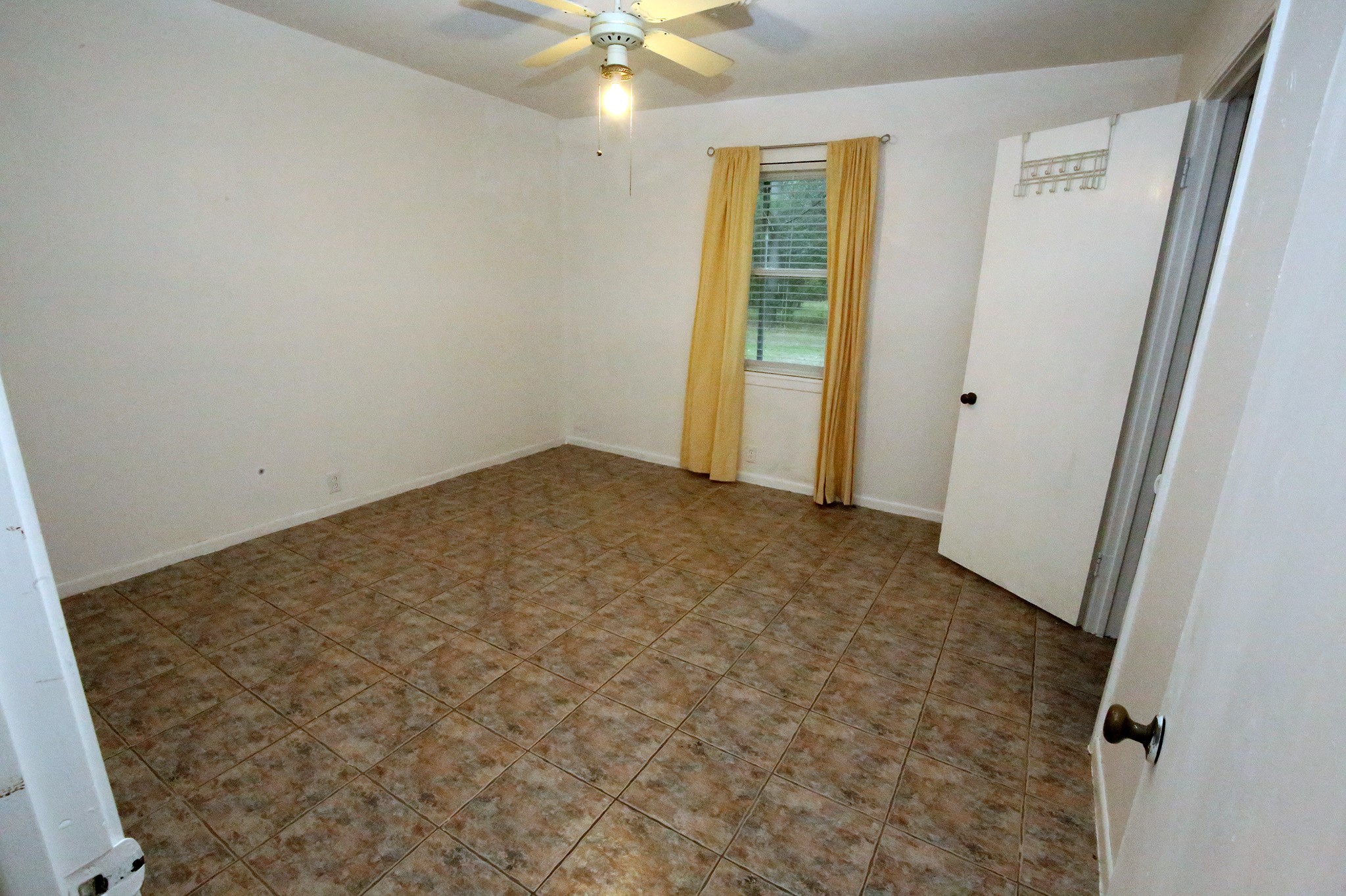 Bedroom #1