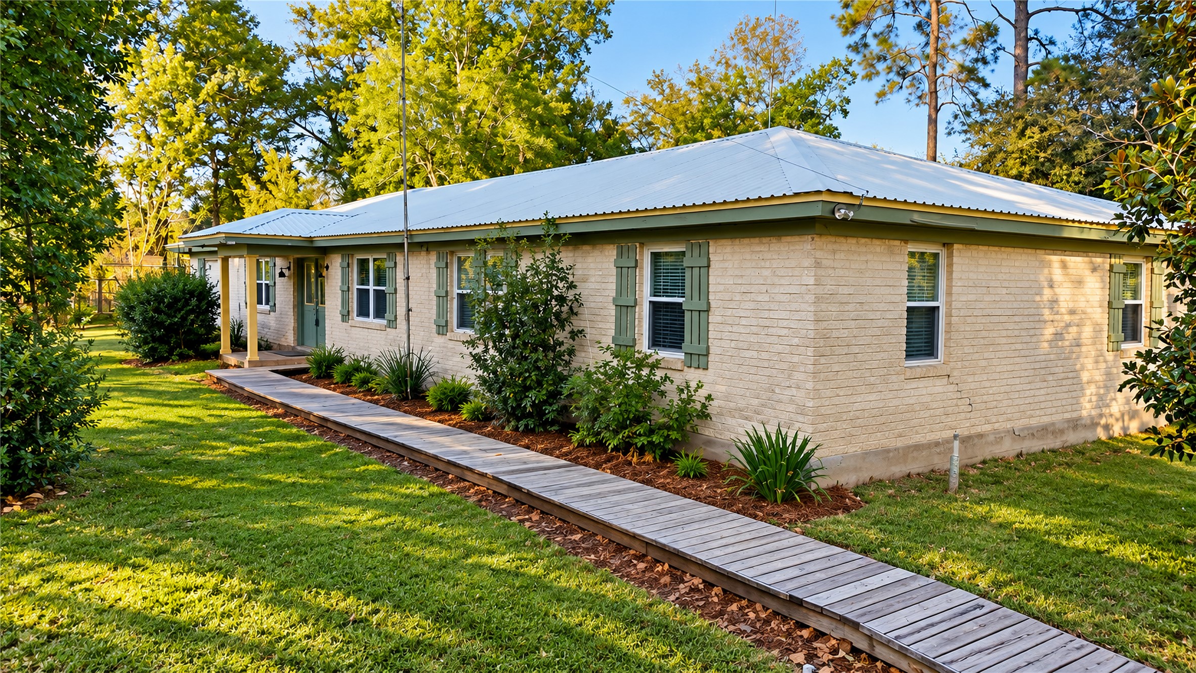 4929 S Elm Avenue, Santa Fe, TX 77517 4929 S Elm Avenue, Santa Fe, TX 77517