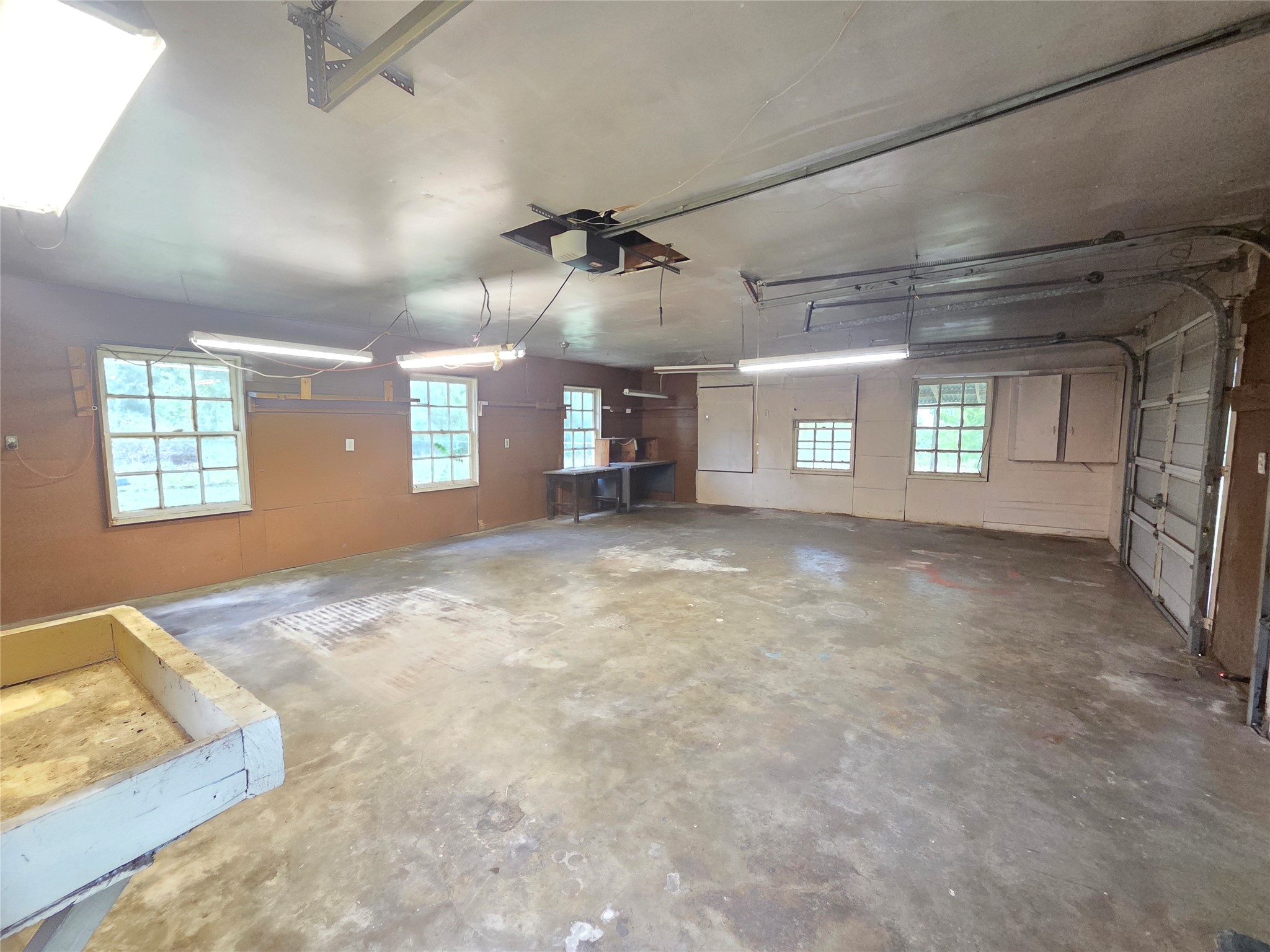 2 Car Detached Garage!garage.
