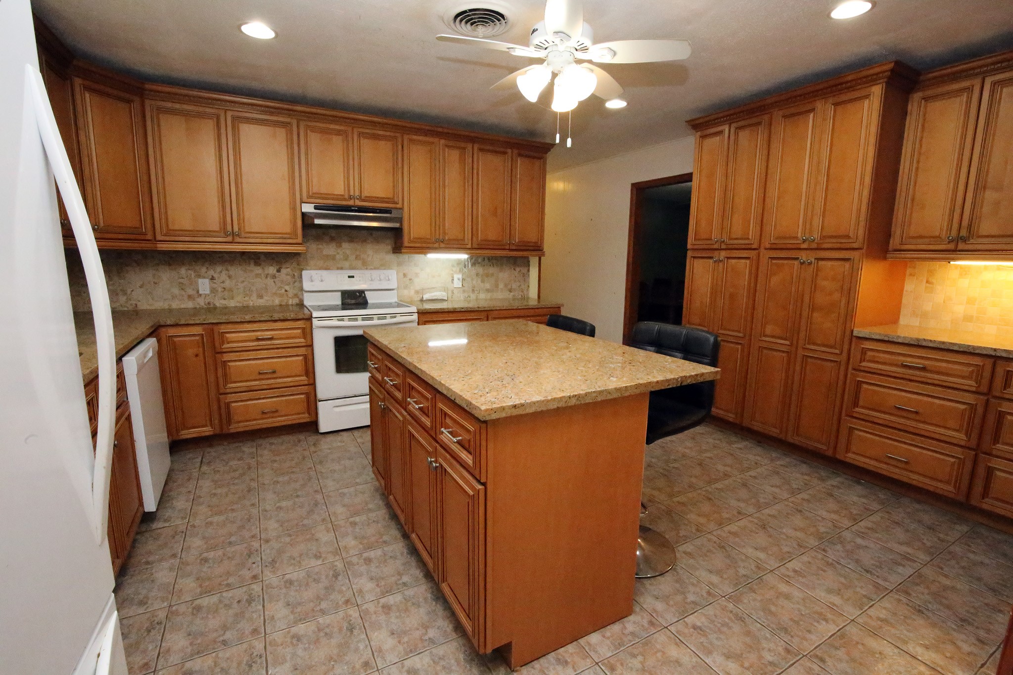 Look at all those cabinets!