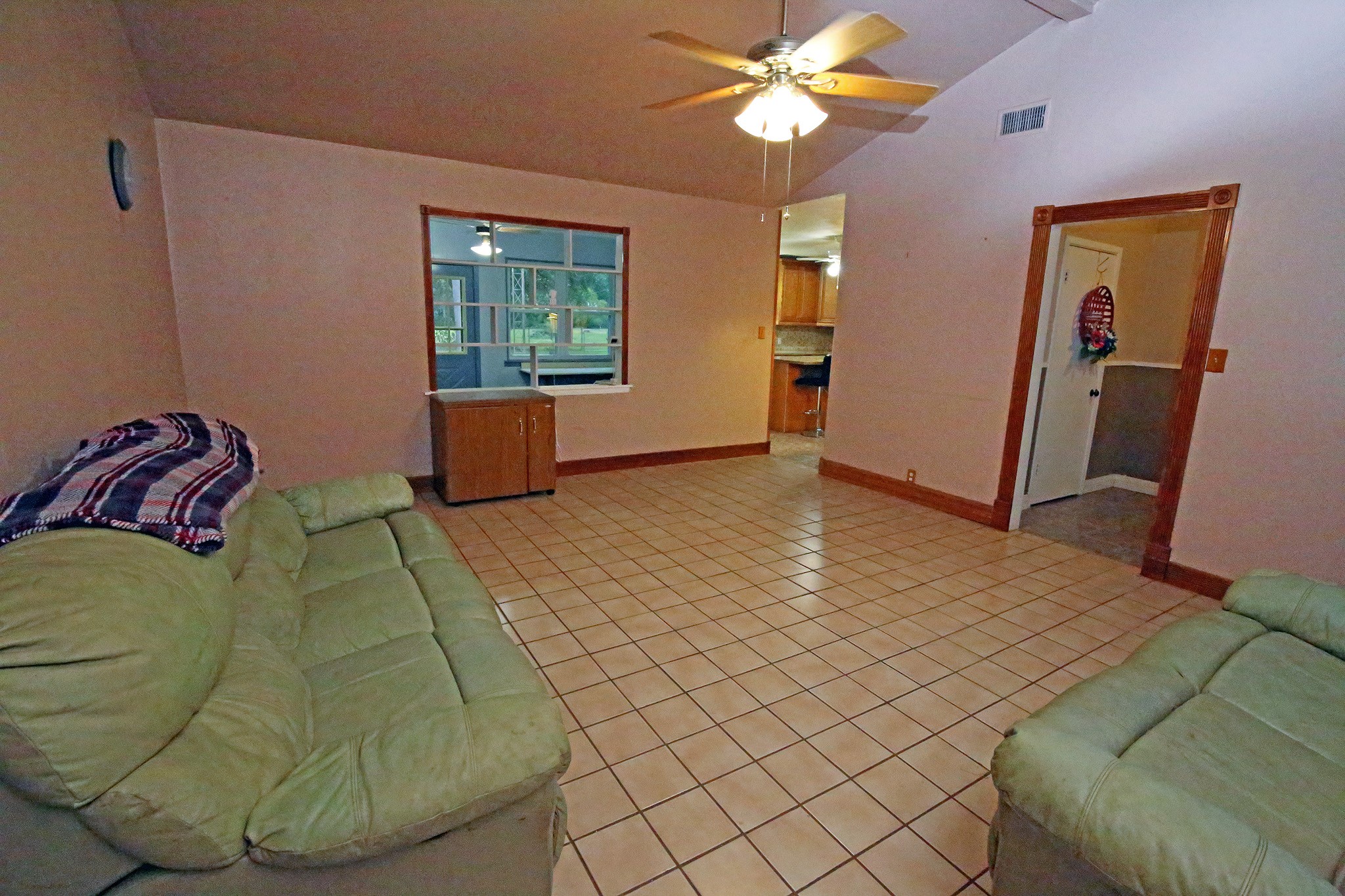 Plenty of room in this spacious living room! Bring the sectional!!