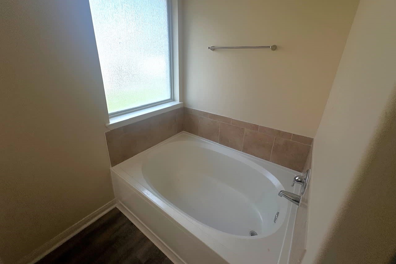 4006 Hawthorne Arbor, Fresno, TX 77545