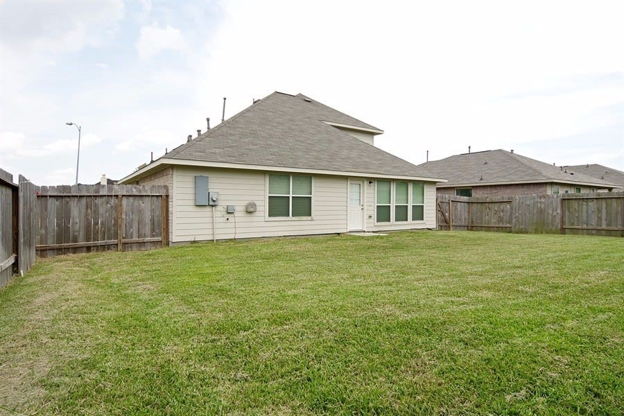 4006 Hawthorne Arbor, Fresno, TX 77545