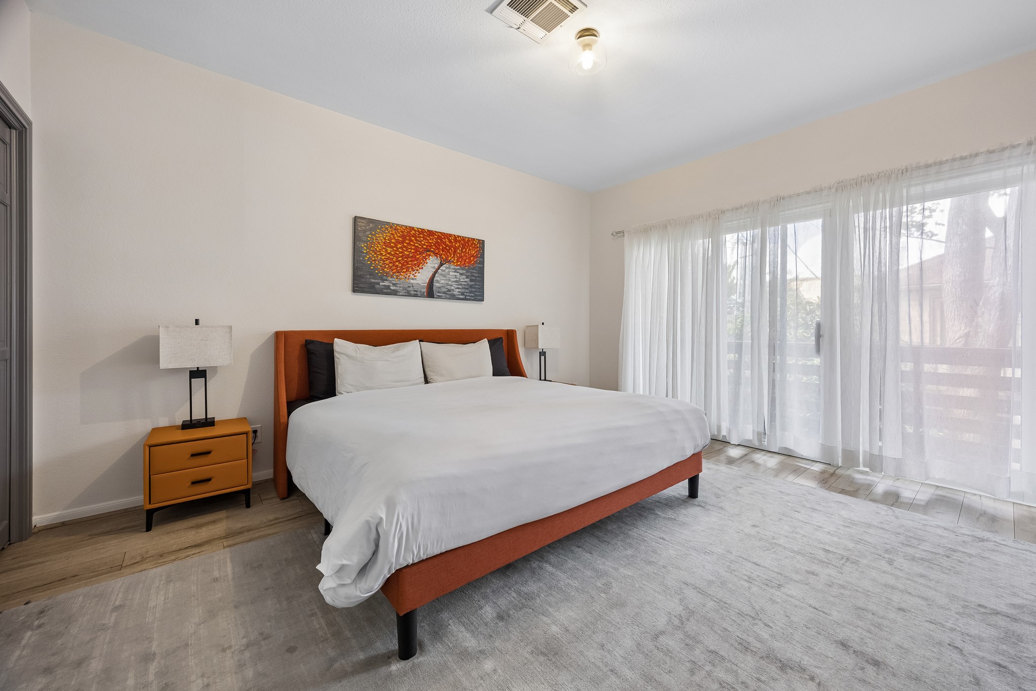 Secondary Ensuite Bedroom.