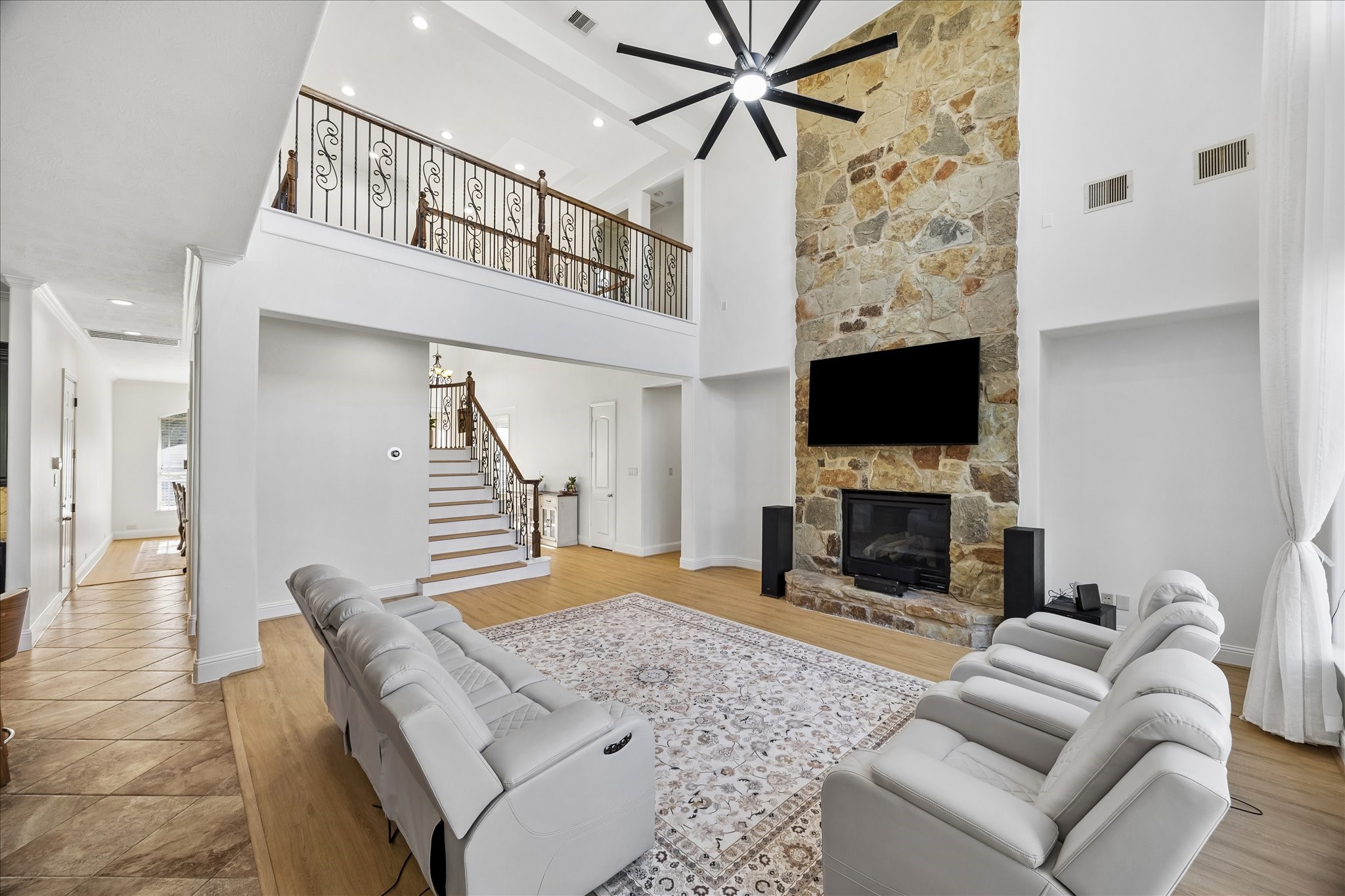 6119 Apple Bluff, Sugar Land, TX 77479