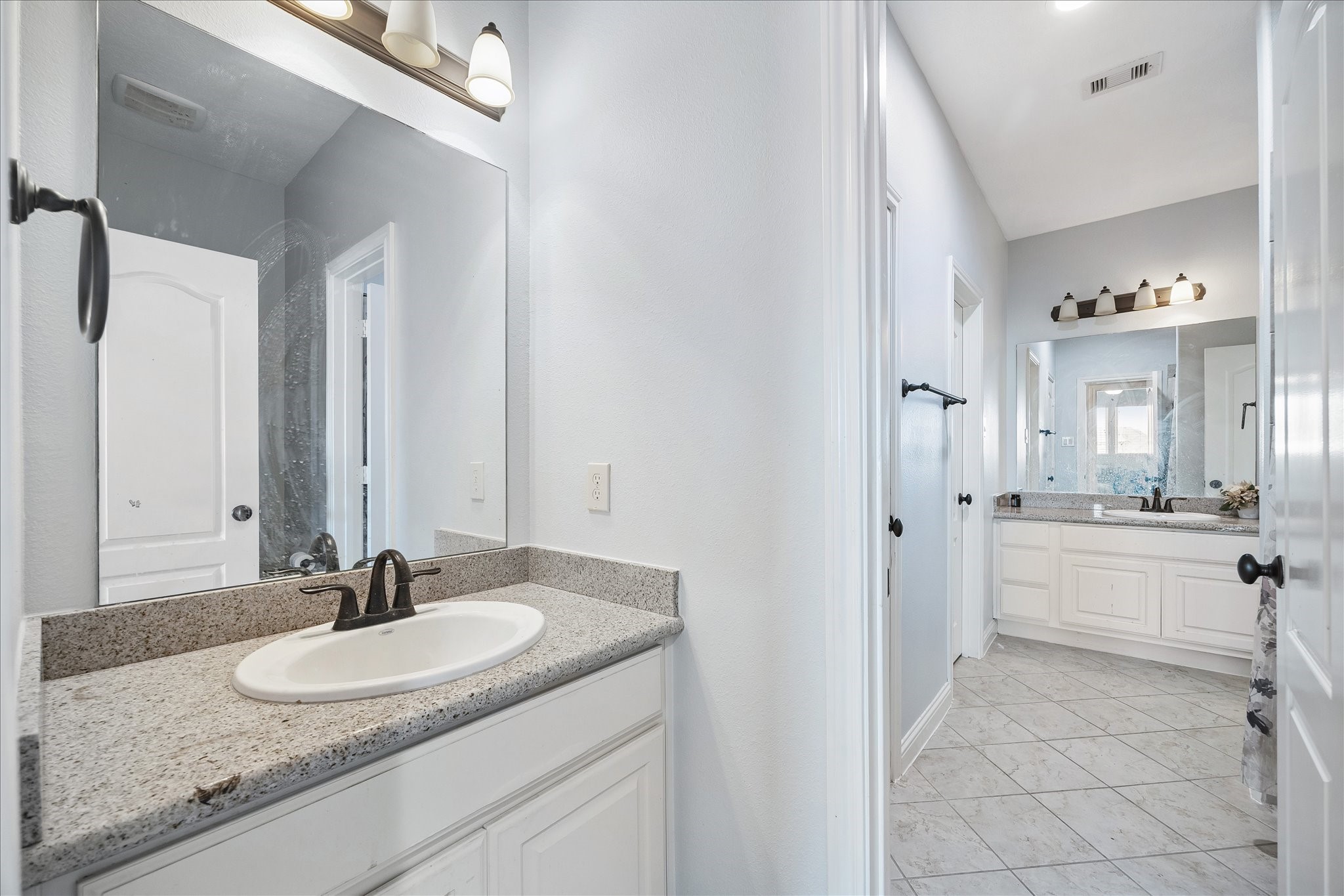 6119 Apple Bluff, Sugar Land, TX 77479