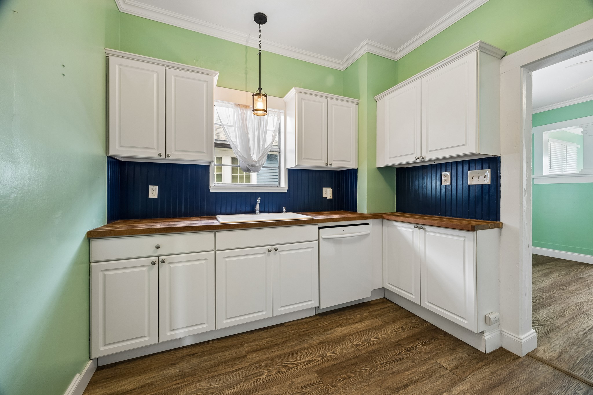 2411 37th Street, Galveston, TX 77550