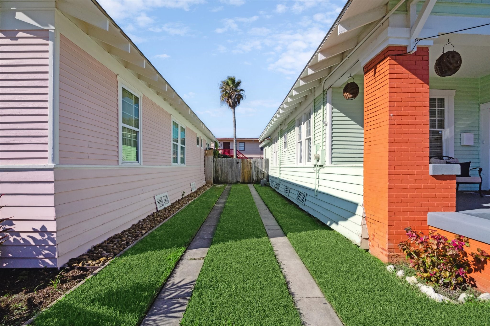 2411 37th Street, Galveston, TX 77550