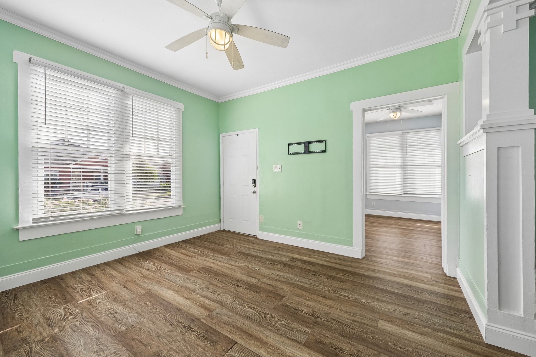 2411 37th Street, Galveston, TX 77550