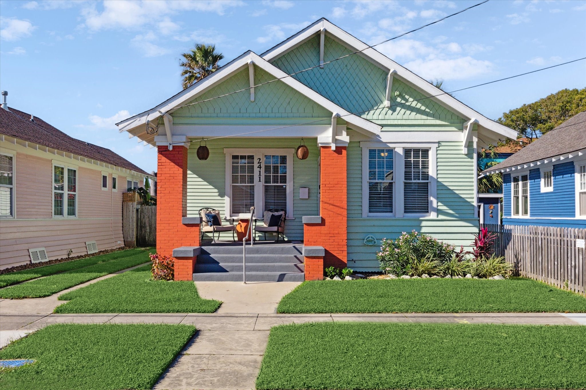 2411 37th Street, Galveston, TX 77550