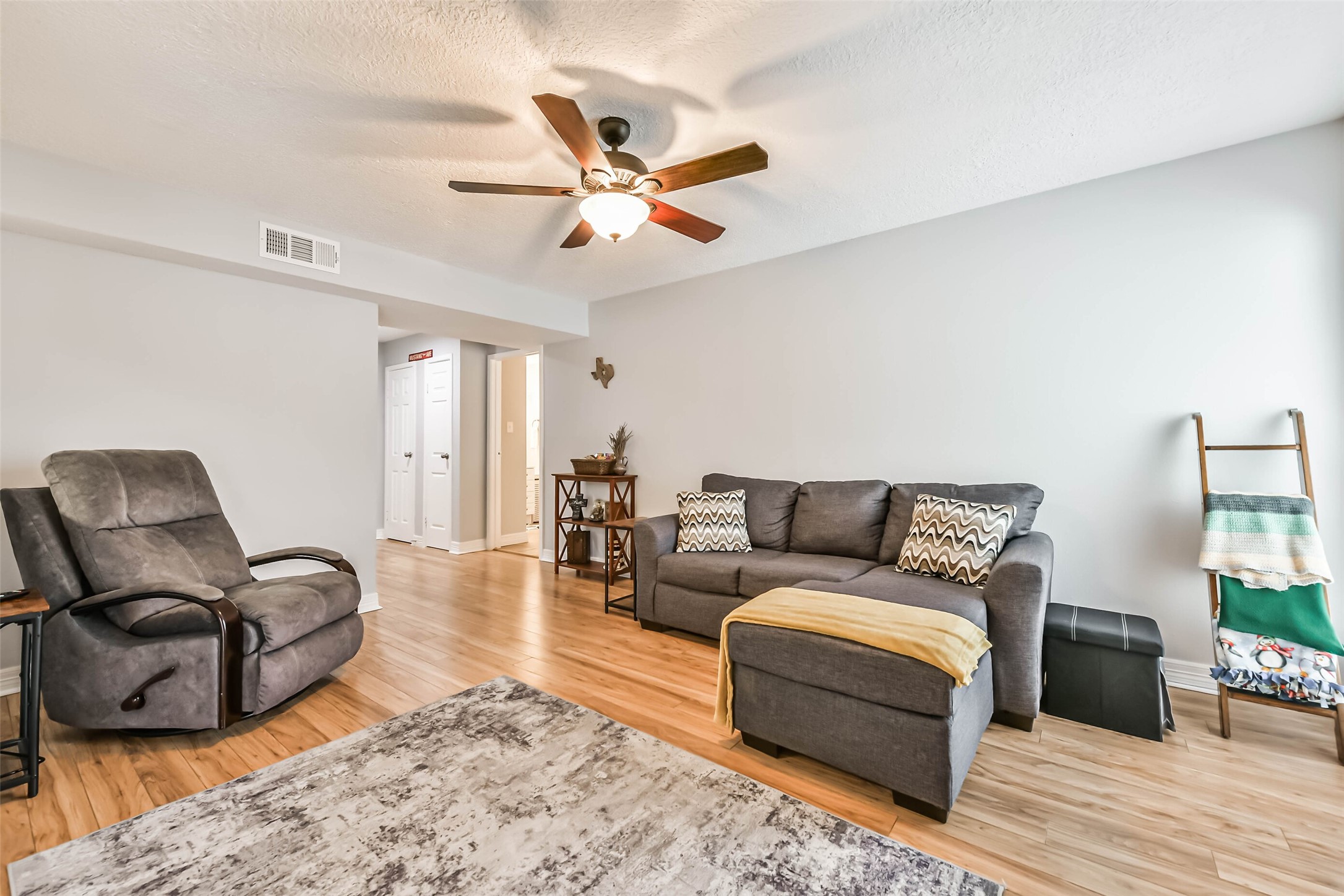 7600 Emmett F Lowry Expressway, #904, Texas City, TX 77591