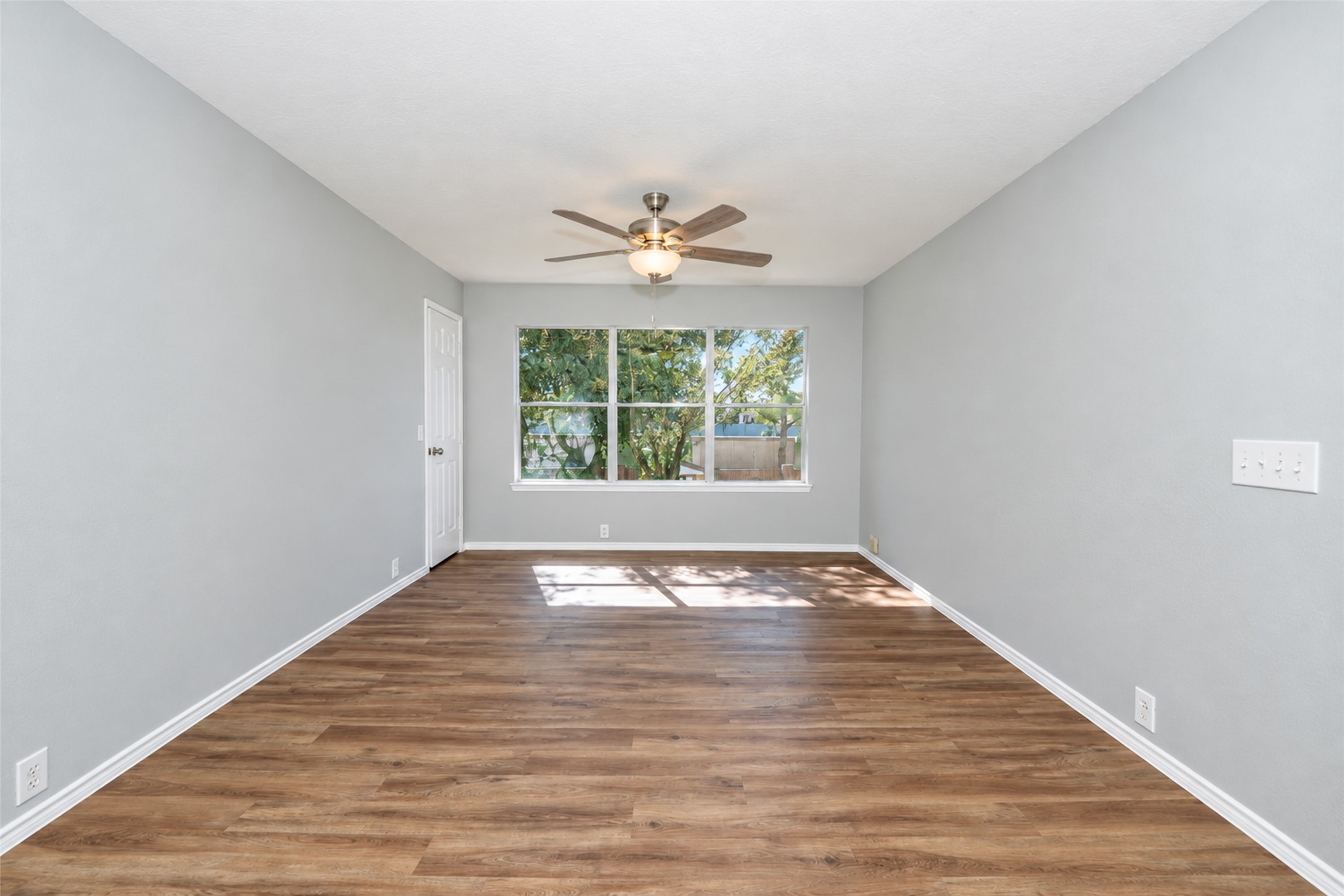 Upstairs Loft/Flex Area