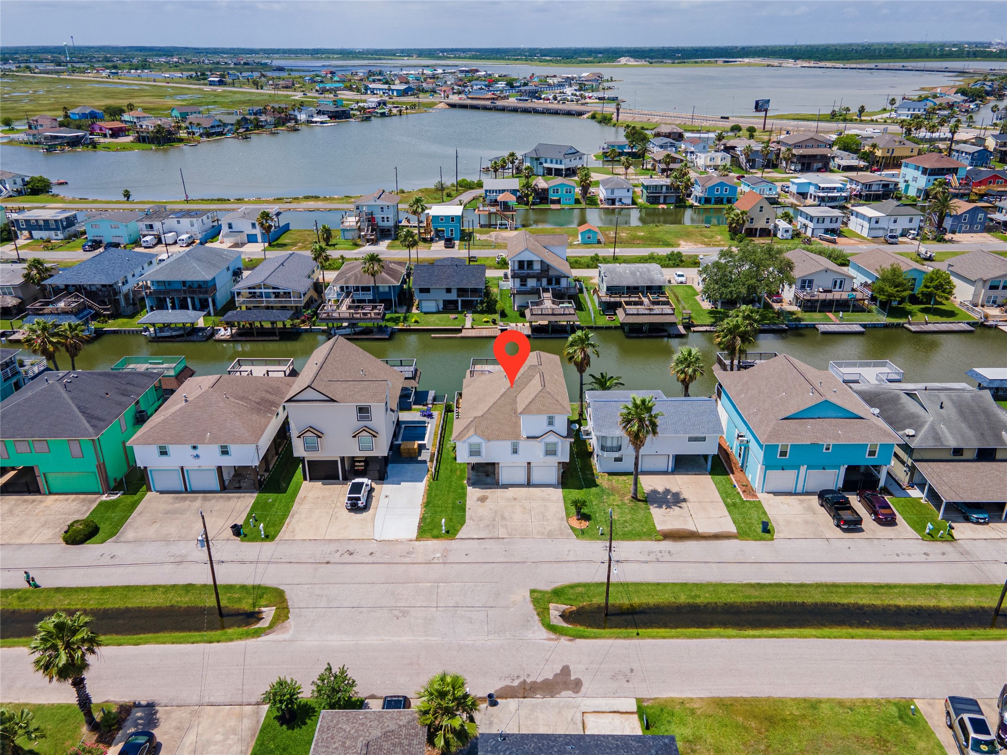70 Tarpon Street, Bayou Vista, TX 77563 70 Tarpon Street, Bayou Vista, TX 77563