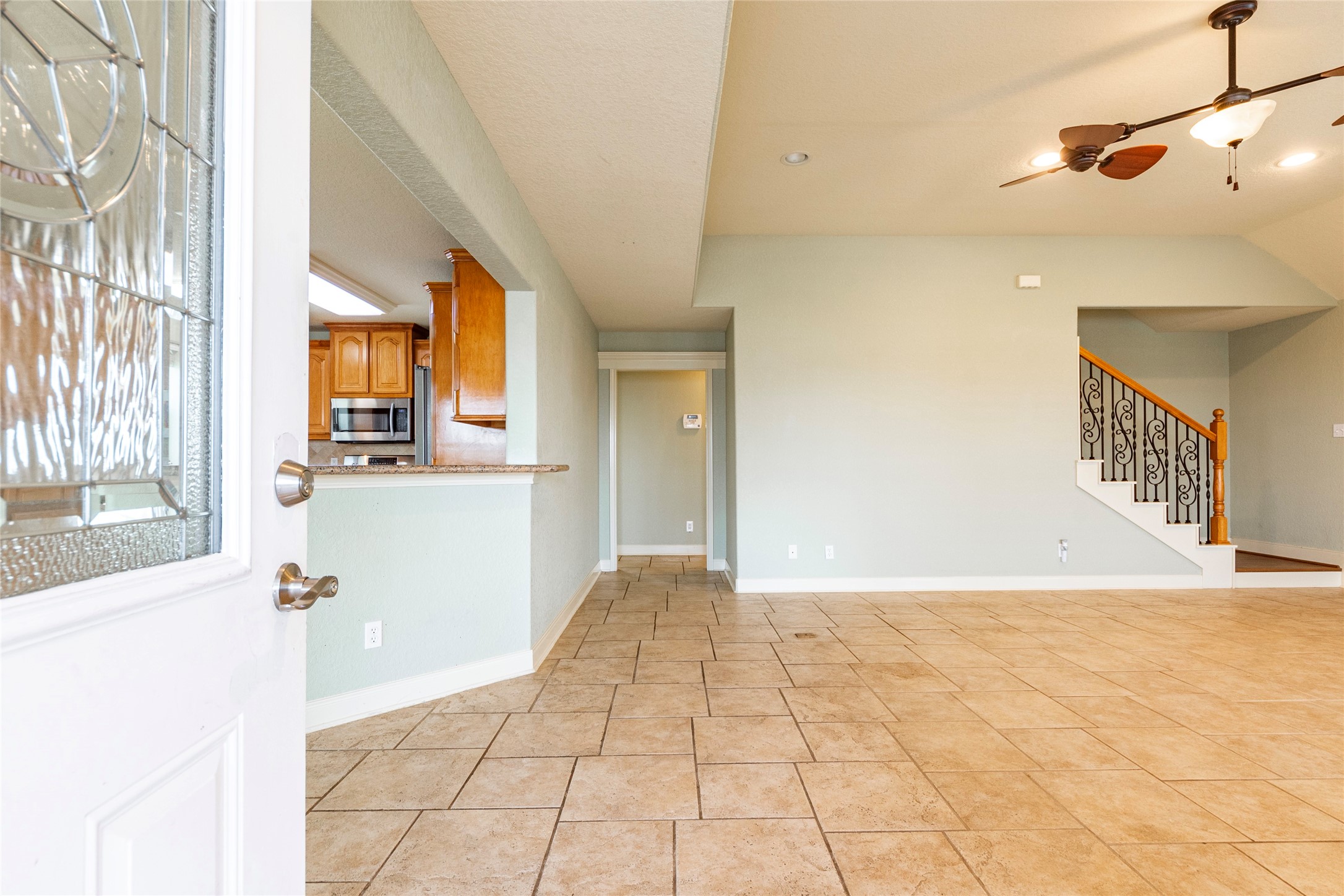 70 Tarpon Street, Bayou Vista, TX 77563