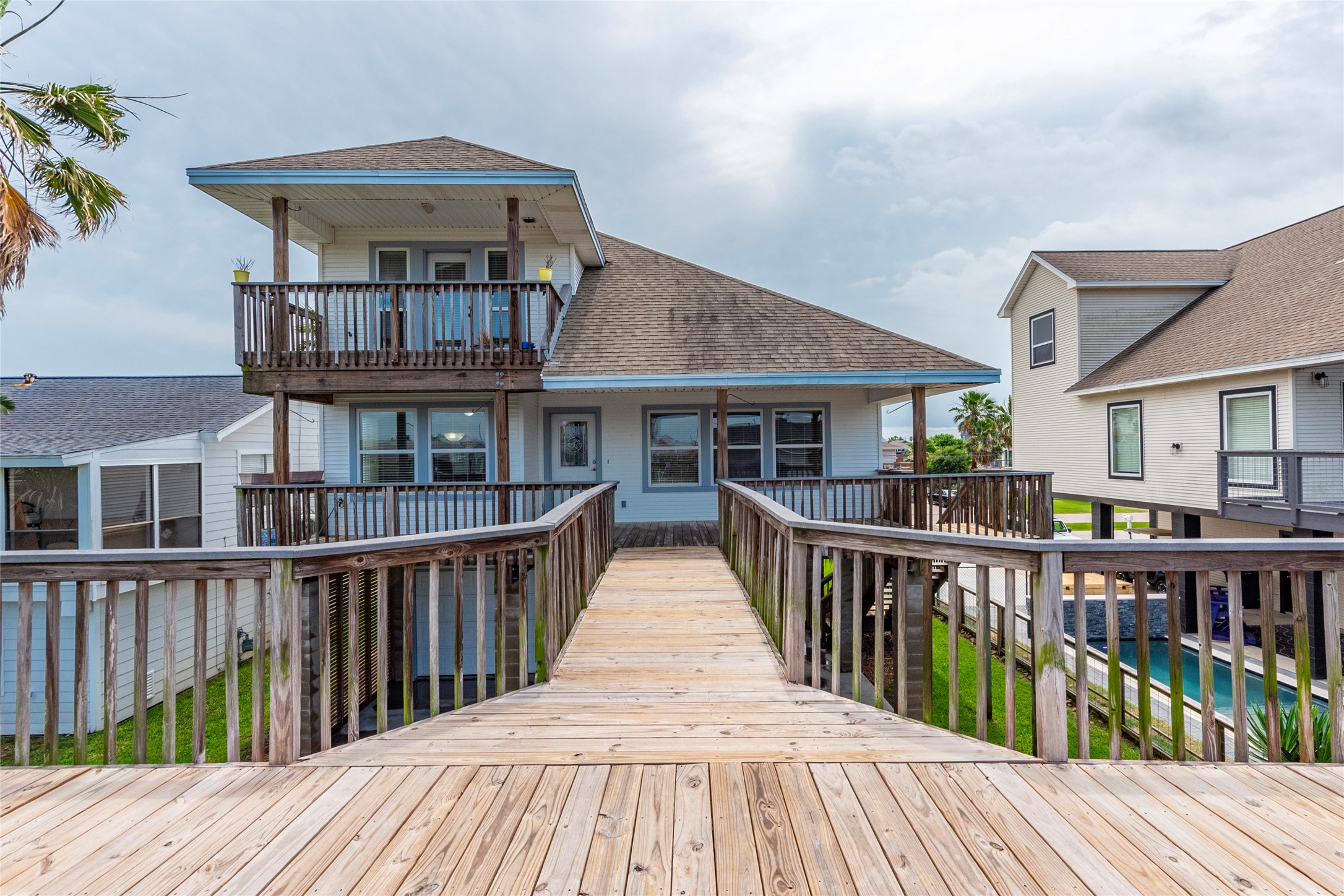 70 Tarpon Street, Bayou Vista, TX 77563 70 Tarpon Street, Bayou Vista, TX 77563