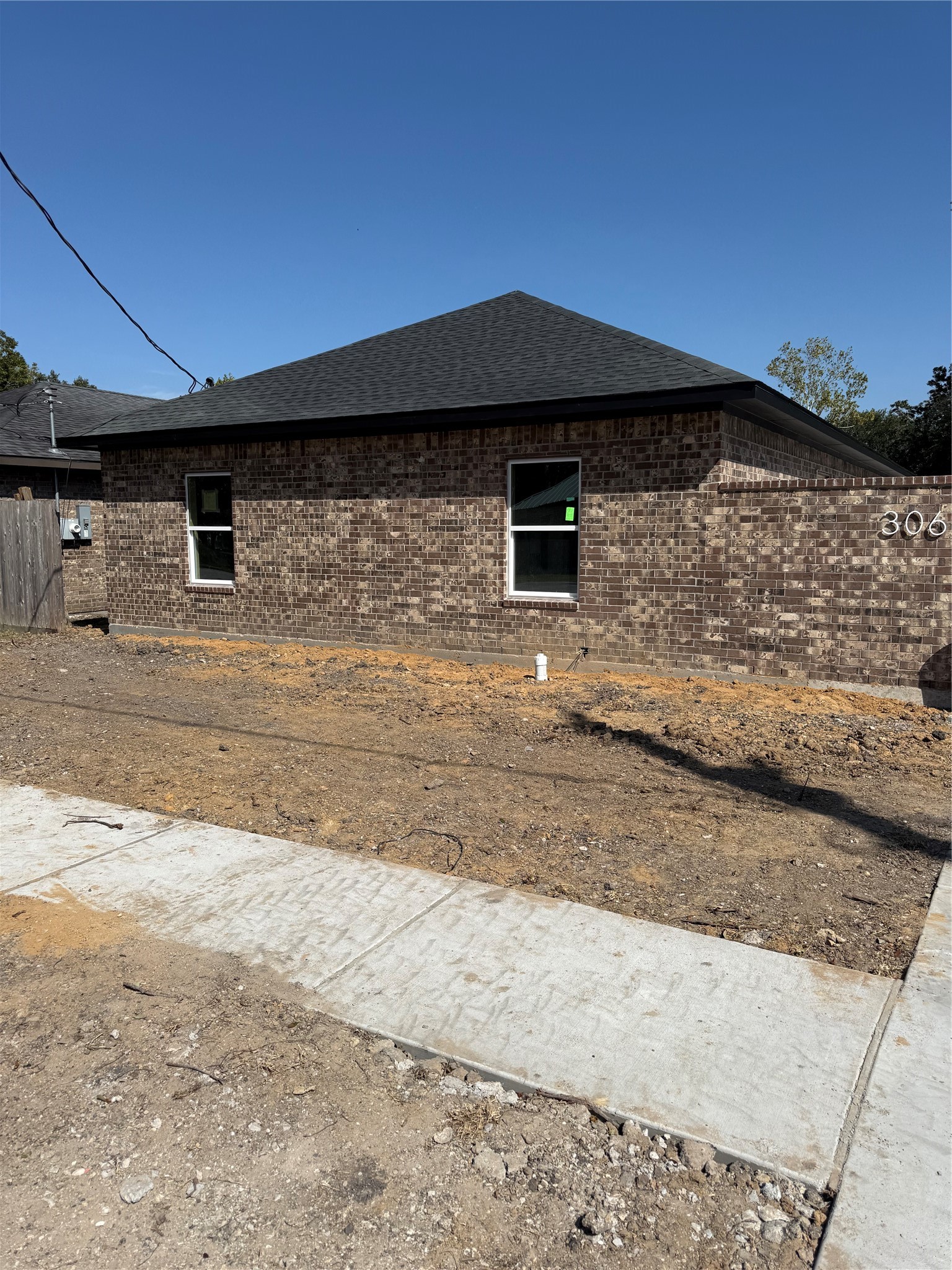 Be the first to live in this duplex