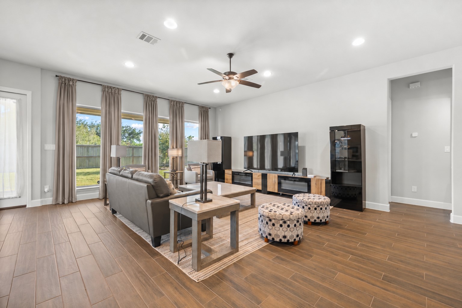 10142 Starry Night Lane, Manvel, TX 77578