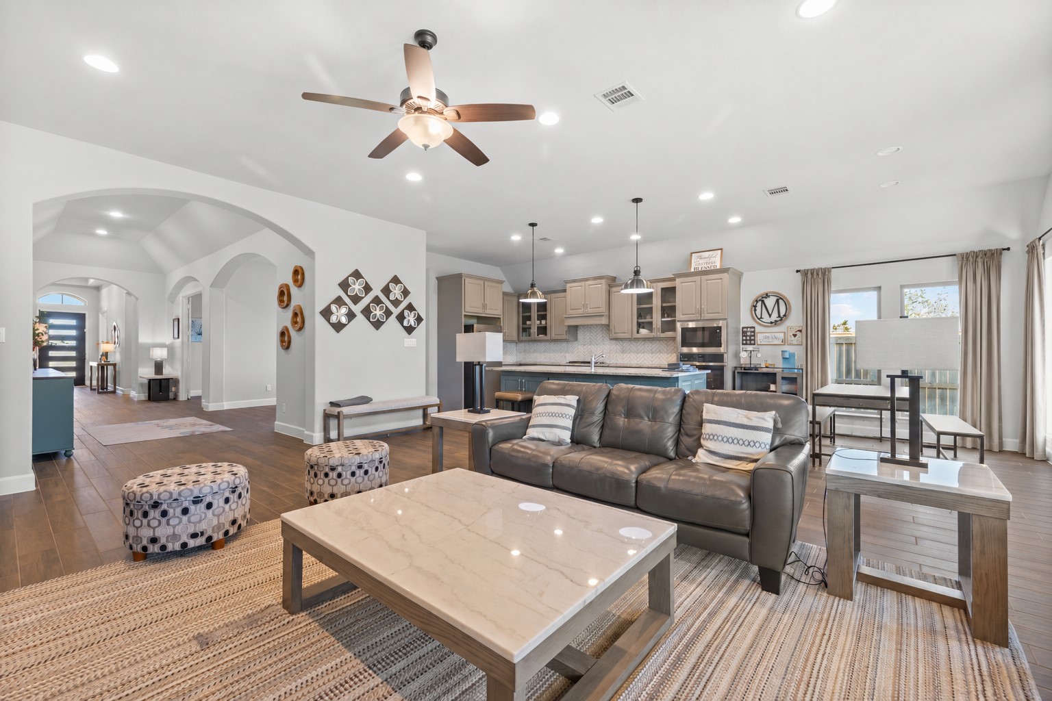 10142 Starry Night Lane, Manvel, TX 77578