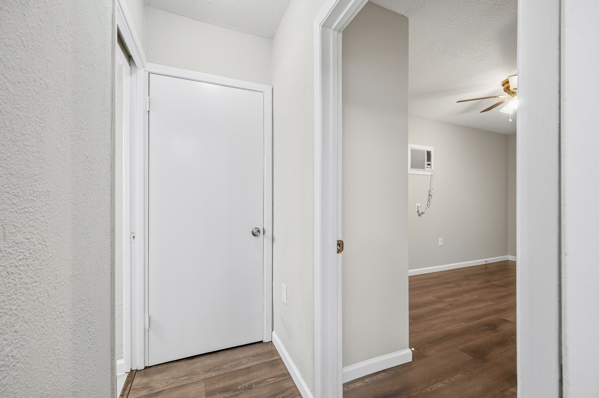 4916 Yale Street, Houston, TX 77022