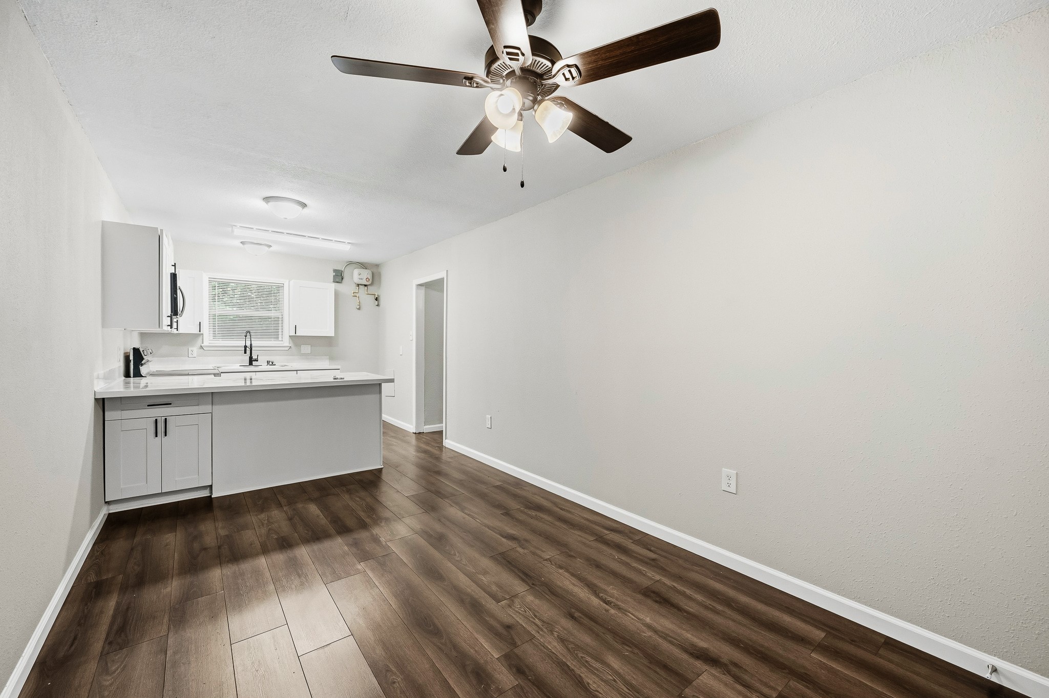 4916 Yale Street, Houston, TX 77022