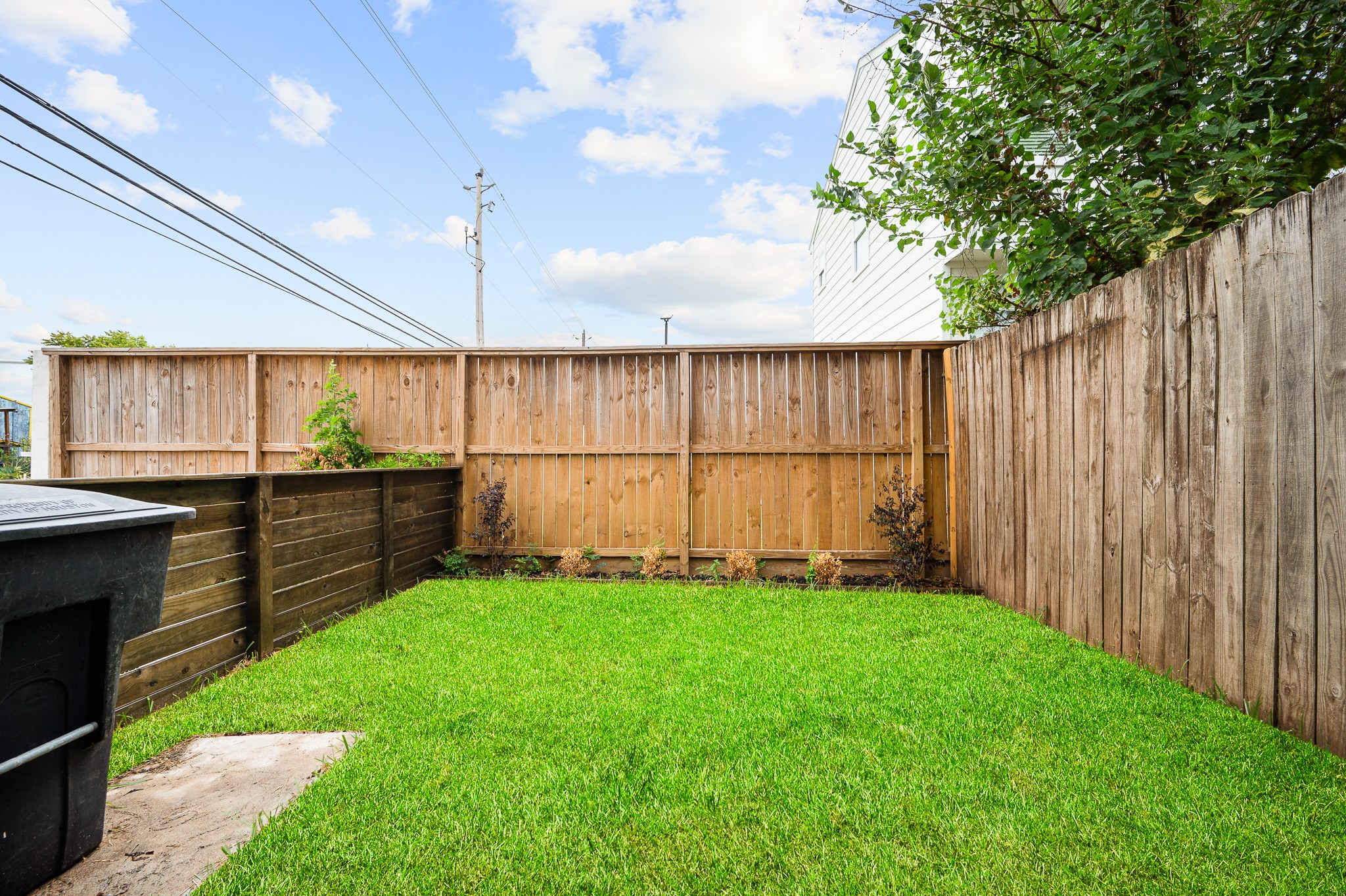 4916 Yale Street, Houston, TX 77022