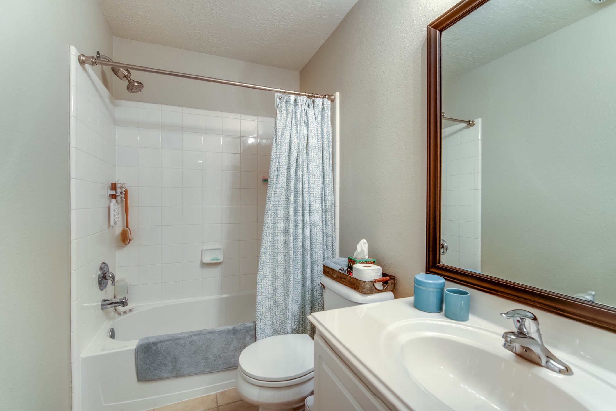 Secondary bathoom