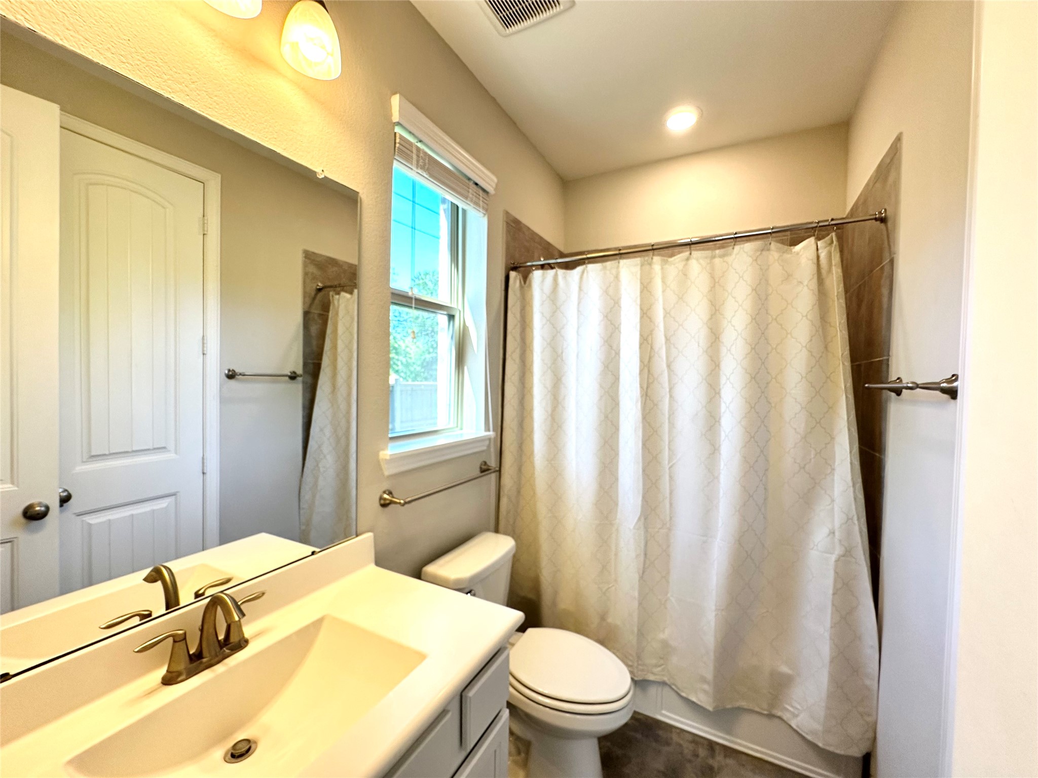 Secondary bedroom with full bathroom