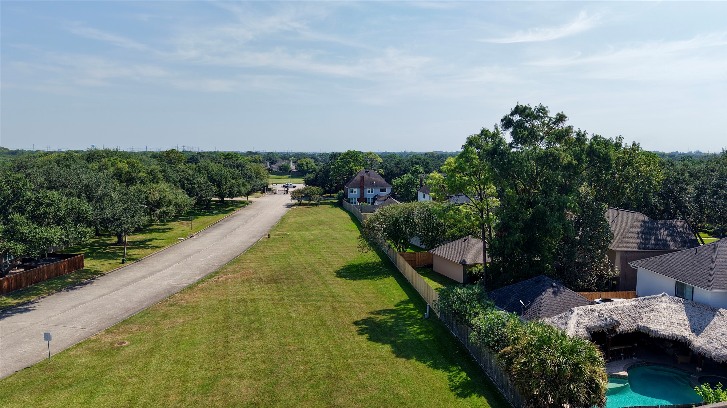 4700 Broadmoor Drive, League City, TX 77573