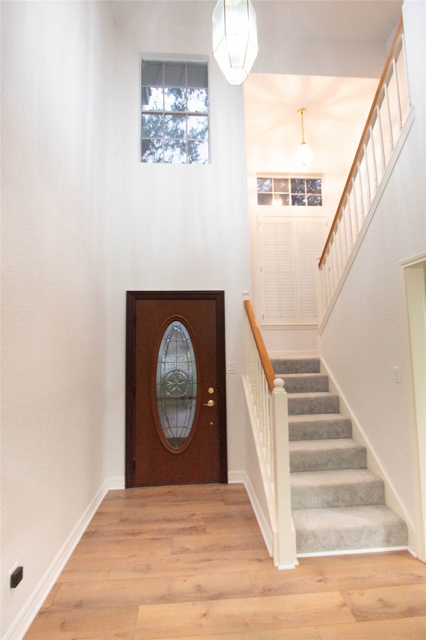 Two store high foyer